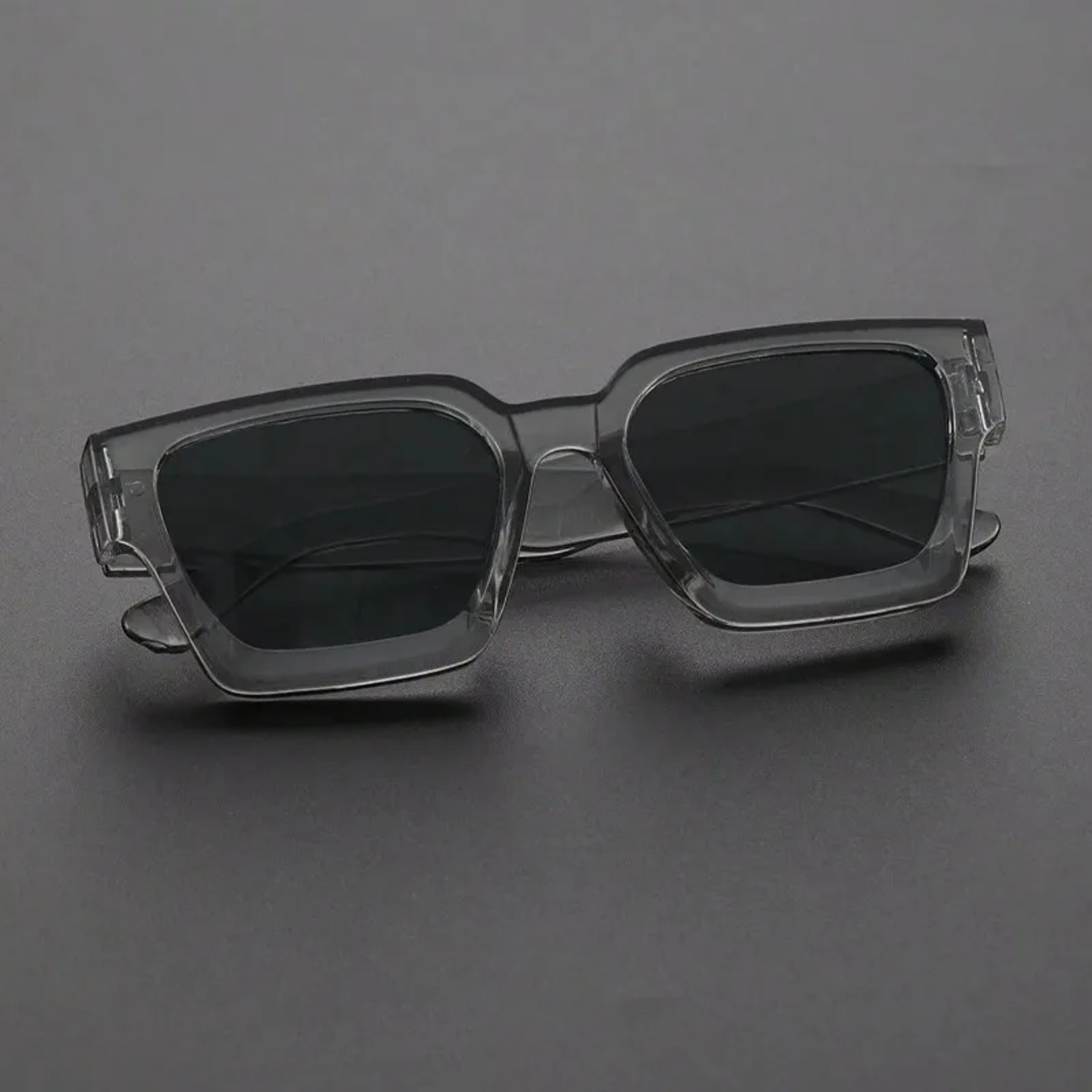 Unisex Square Frame Sunglasses Stylish Retro Eyewear For Beach Travel Driving And Street Photograph 3