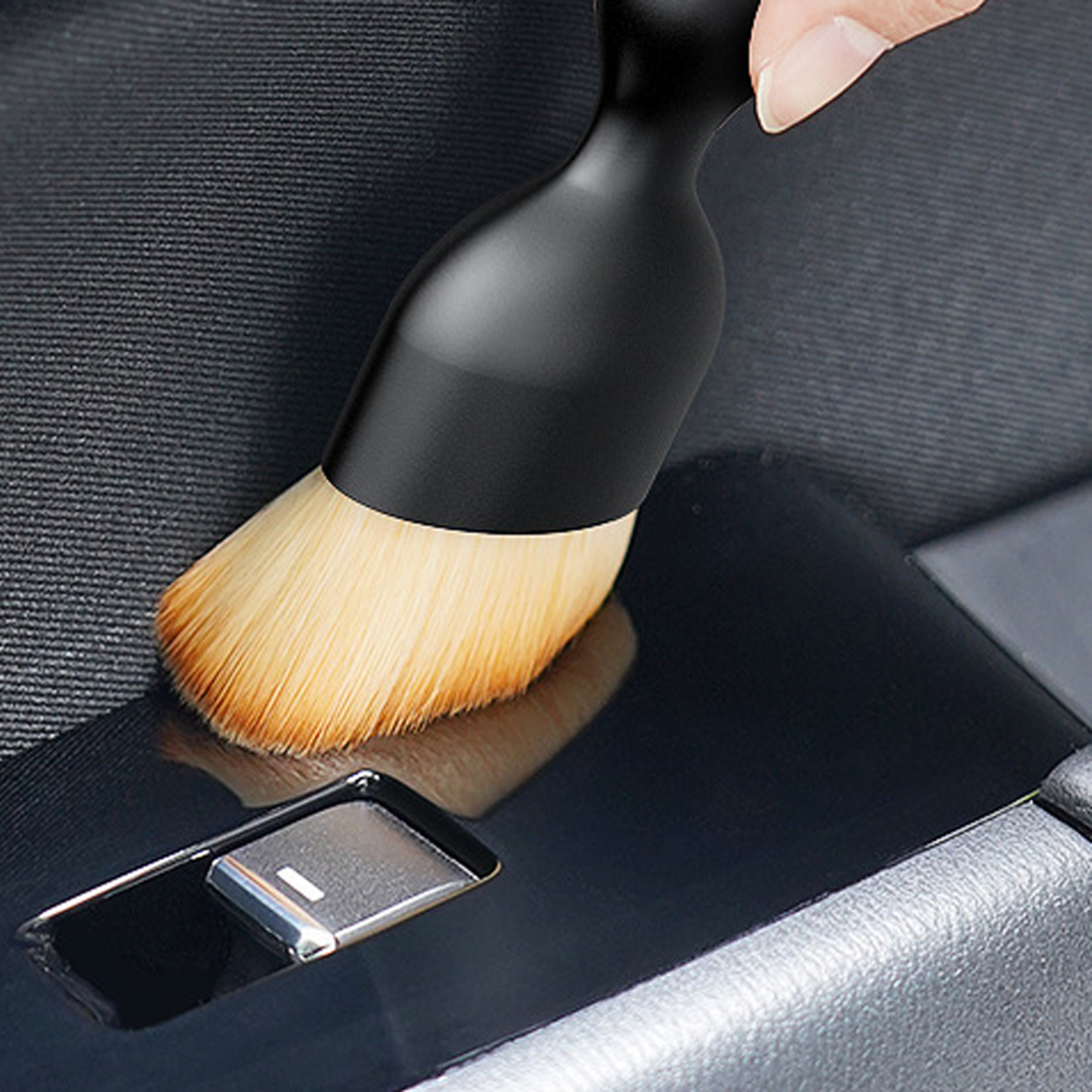 Soft Car Air Vent Cleaning Brush With Protective Case For Interior Detailing 2