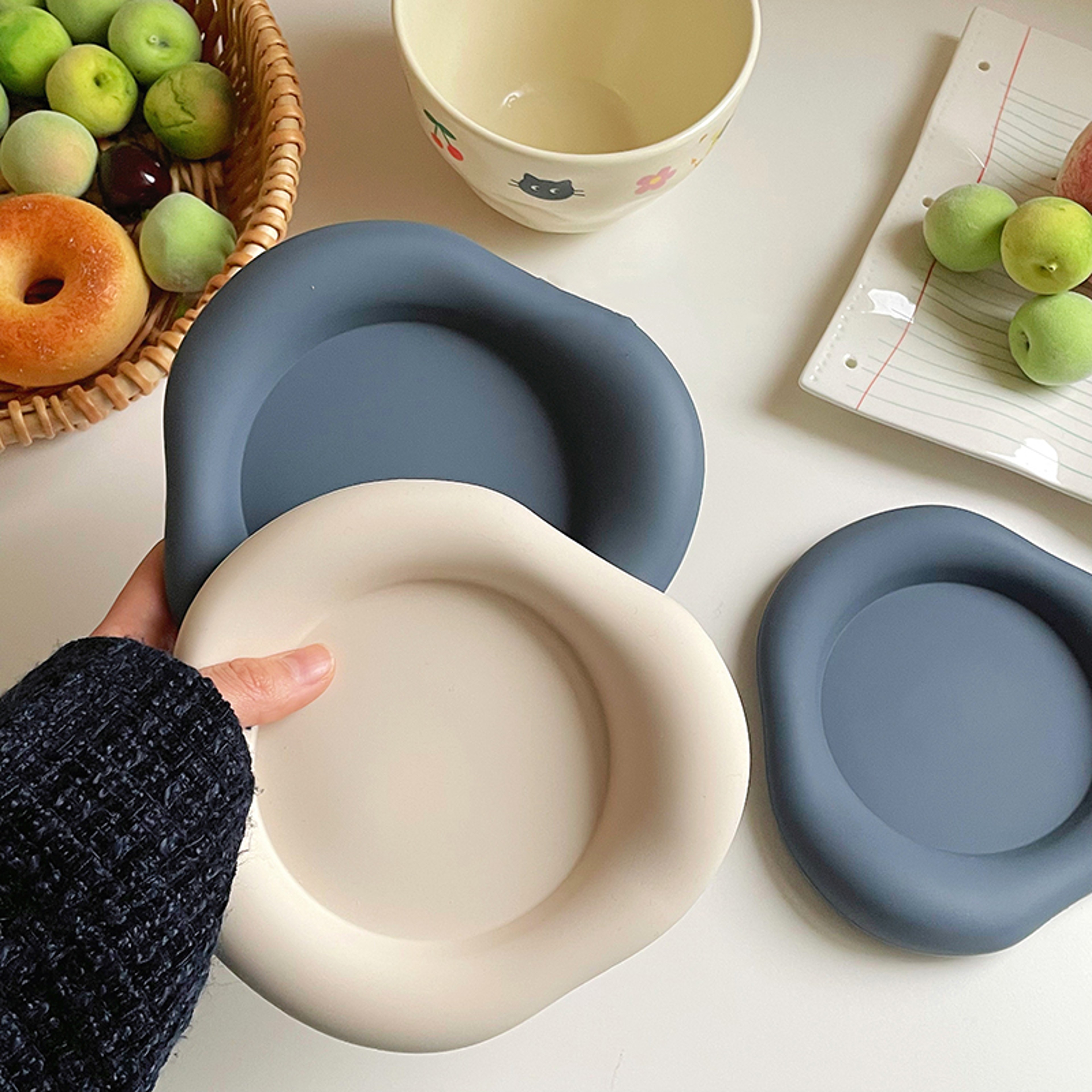 Cloud Shape Silicone Coaster Heat Resistant Non Slip Cup Mat for Coffee Tea and Table Decor – view 4