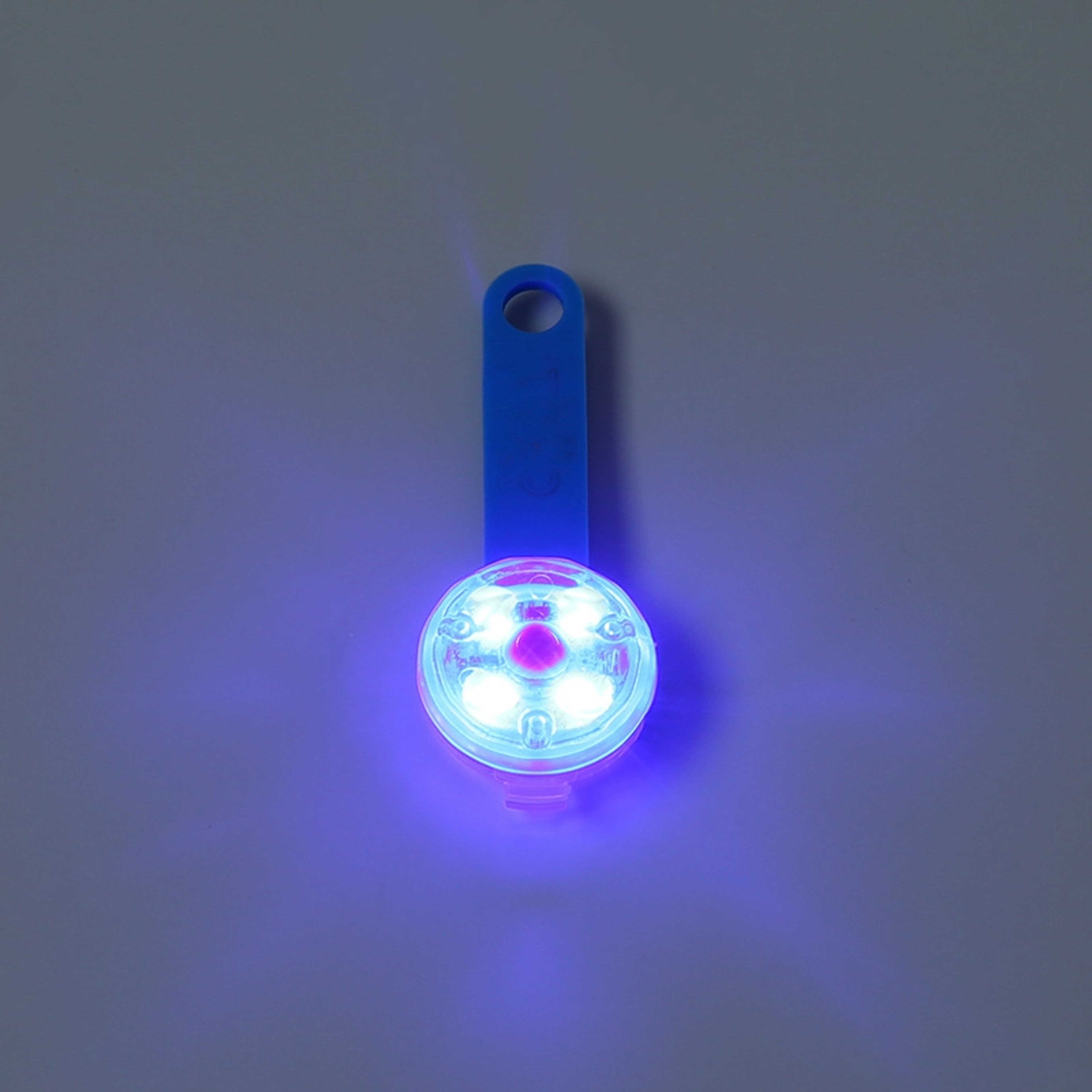 Rechargeable LED Dog Collar Light For Night Safety And Visibility 5