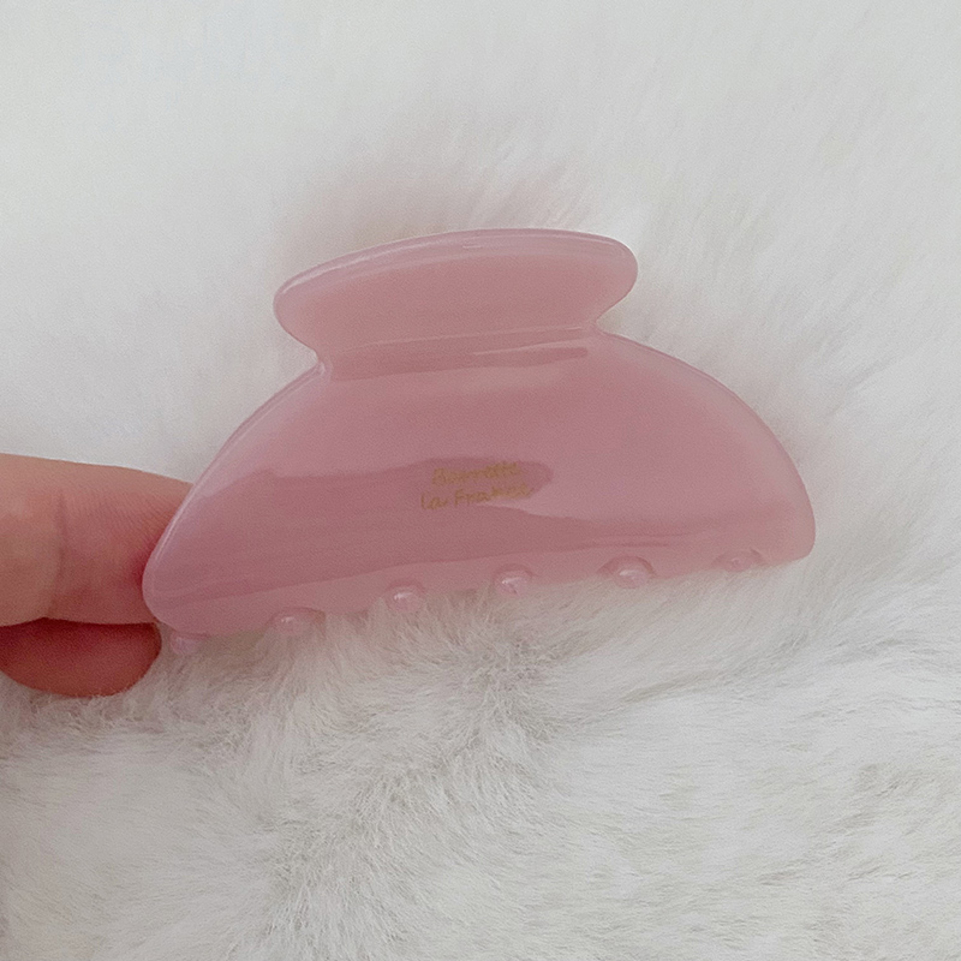 Medium Acetate Hair Claw Clip for Women – view 14