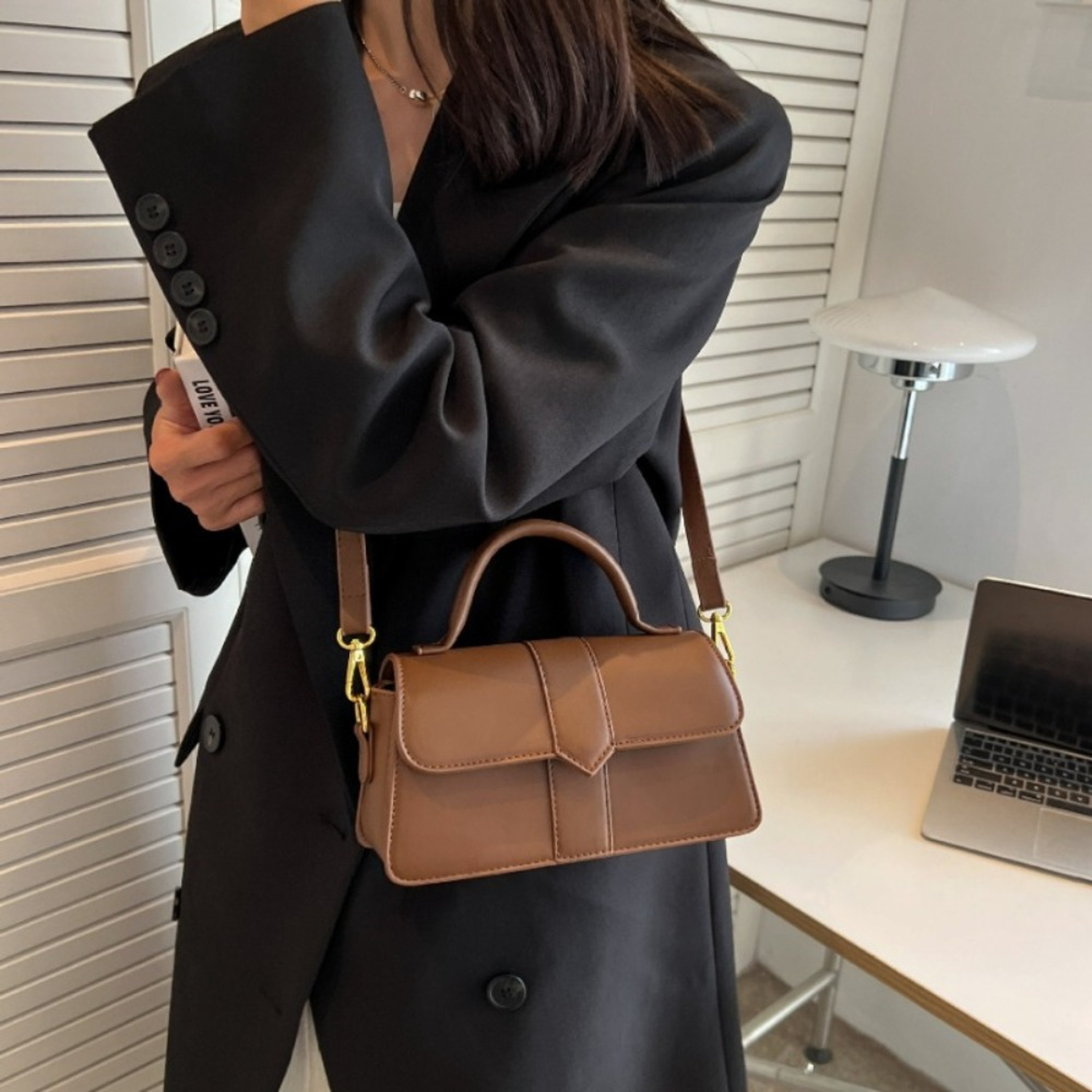 Vintage Square Shoulder Bag for Women with Adjustable Strap and Multiple Pockets – view 3