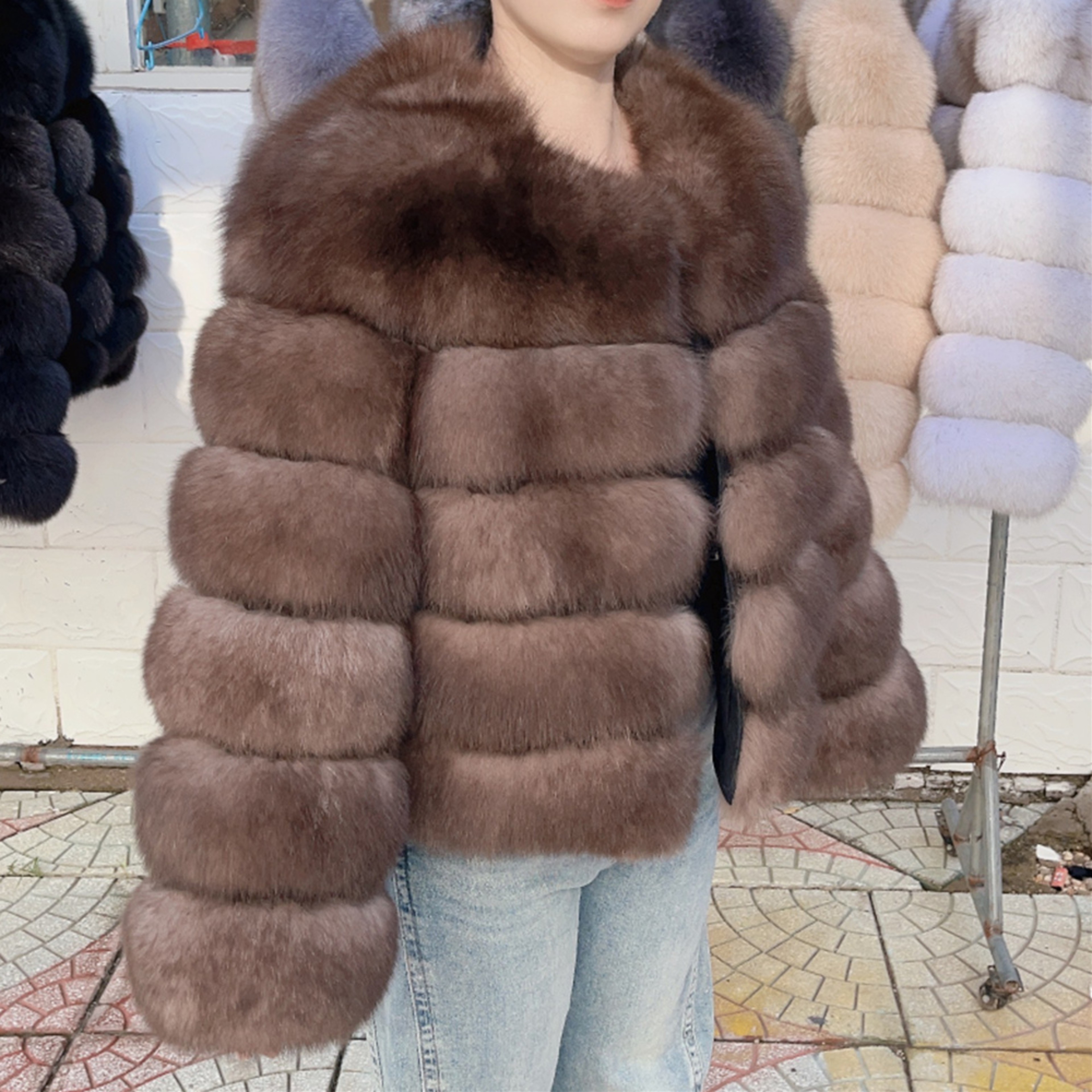 Womens Real Fox Fur Winter Coat with O-Neck Collar and Slim Fit – view 18