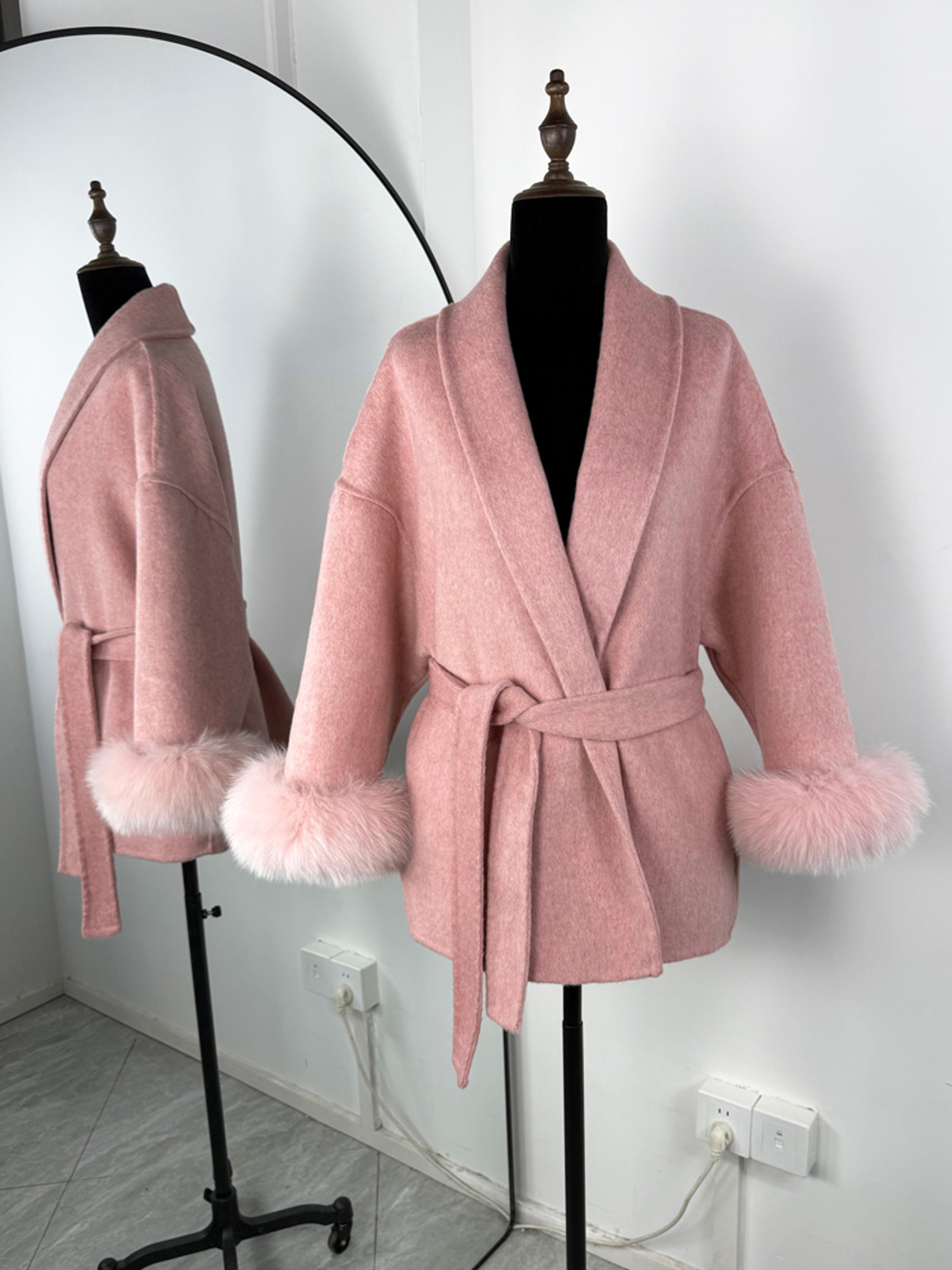 Womens Wool Blend Short Coat with Adjustable Waist and V-Neck – view 7