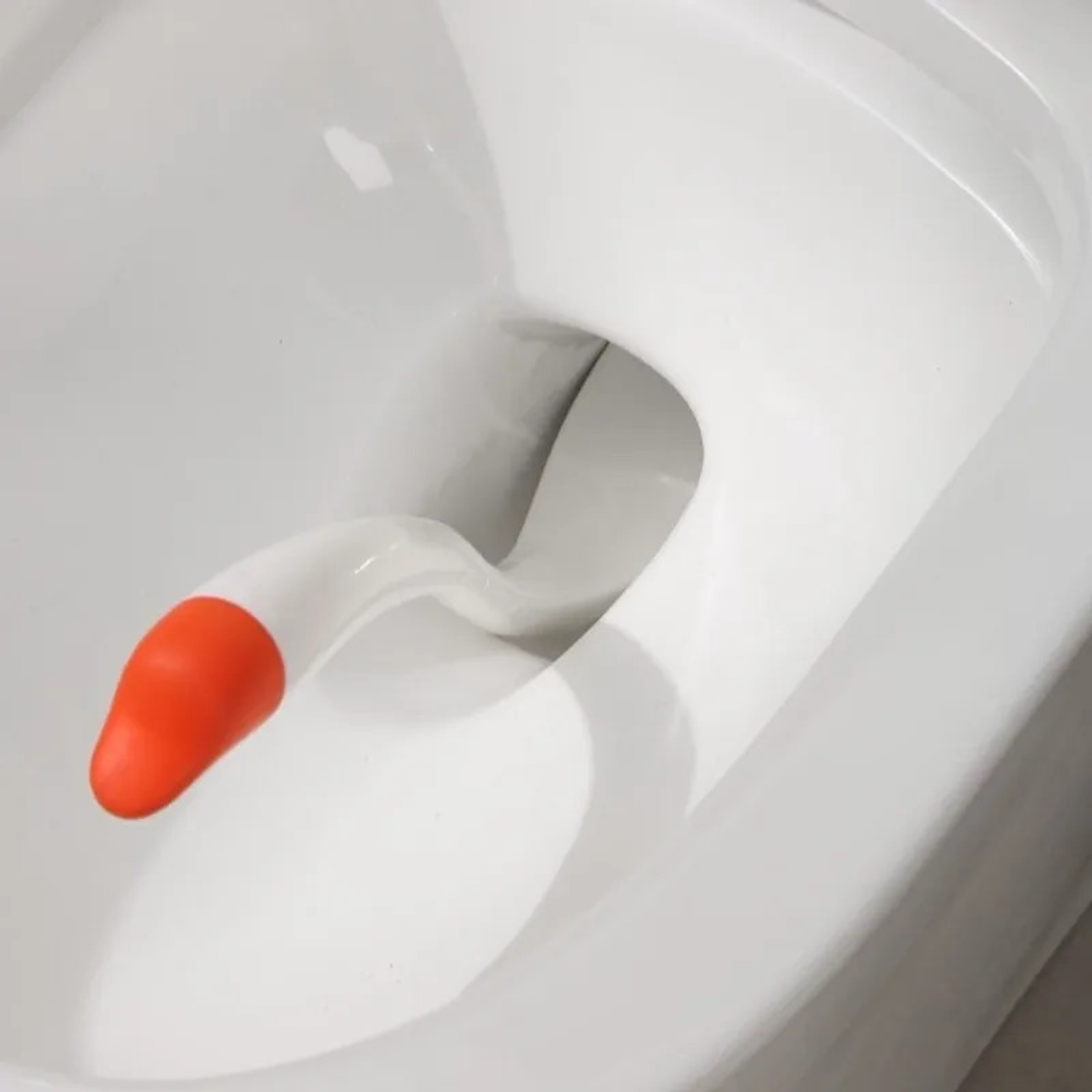 Swan Shaped Toilet Brush Set with Long Handle and Holder – view 4