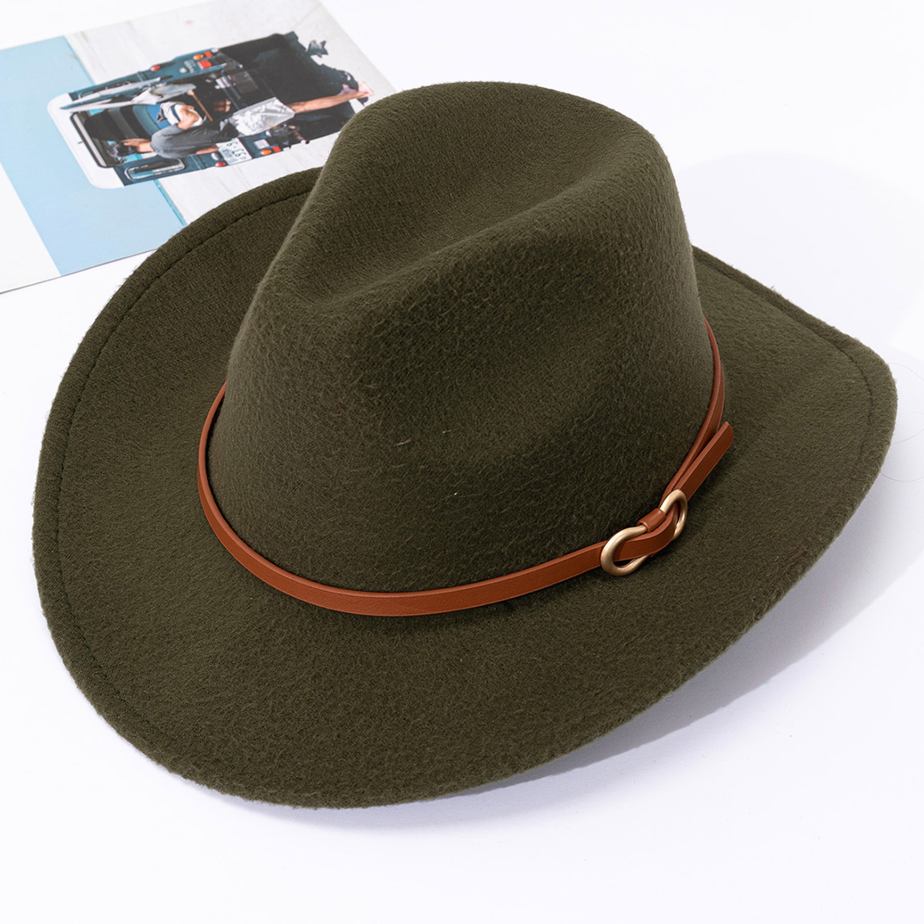 Unisex British Style Fedora Hat with Flat Brim and Soft Felt Finish – view 1