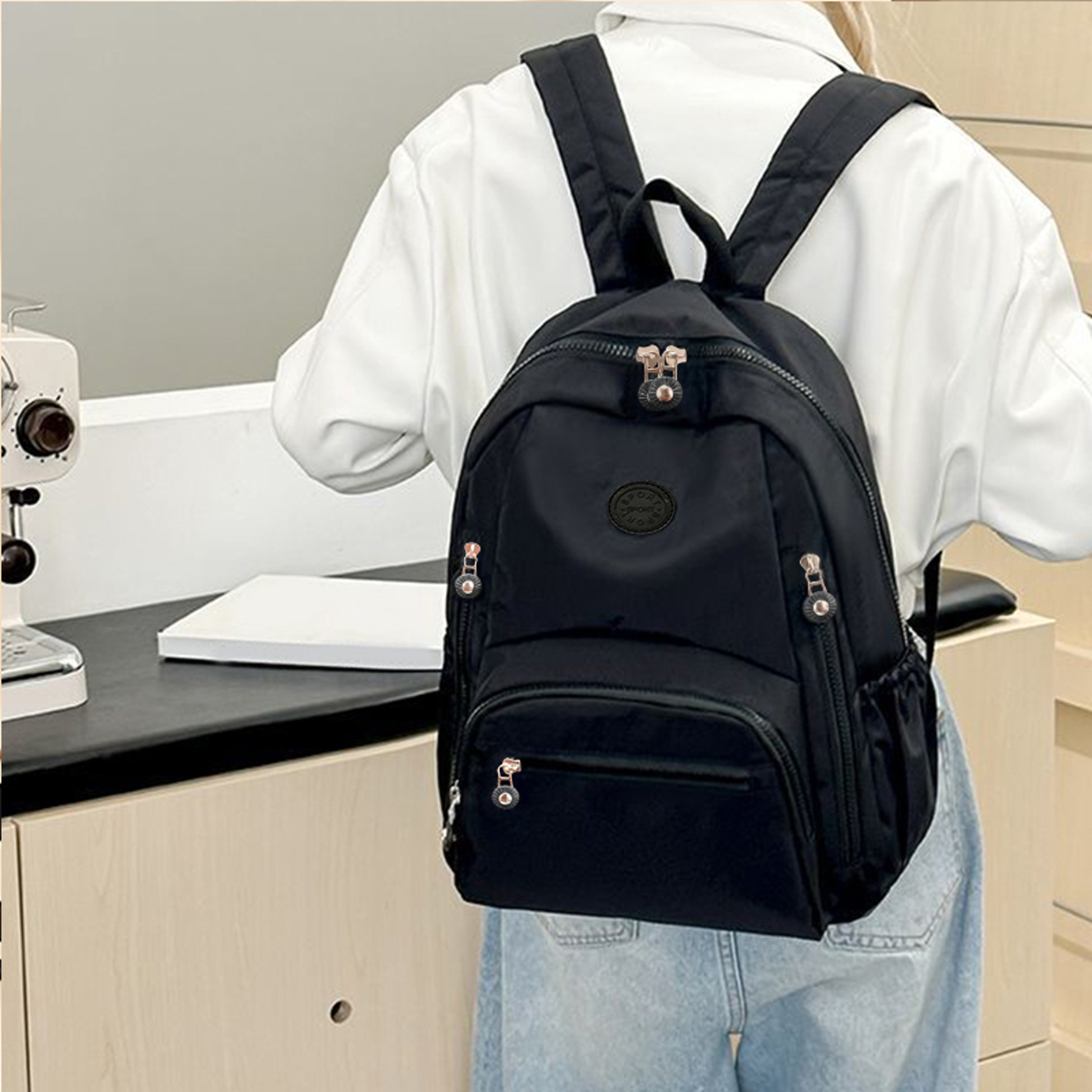Urban Everyday Crossbody Bag For Men  Women  Casual Shoulder Messenger School Bag 3