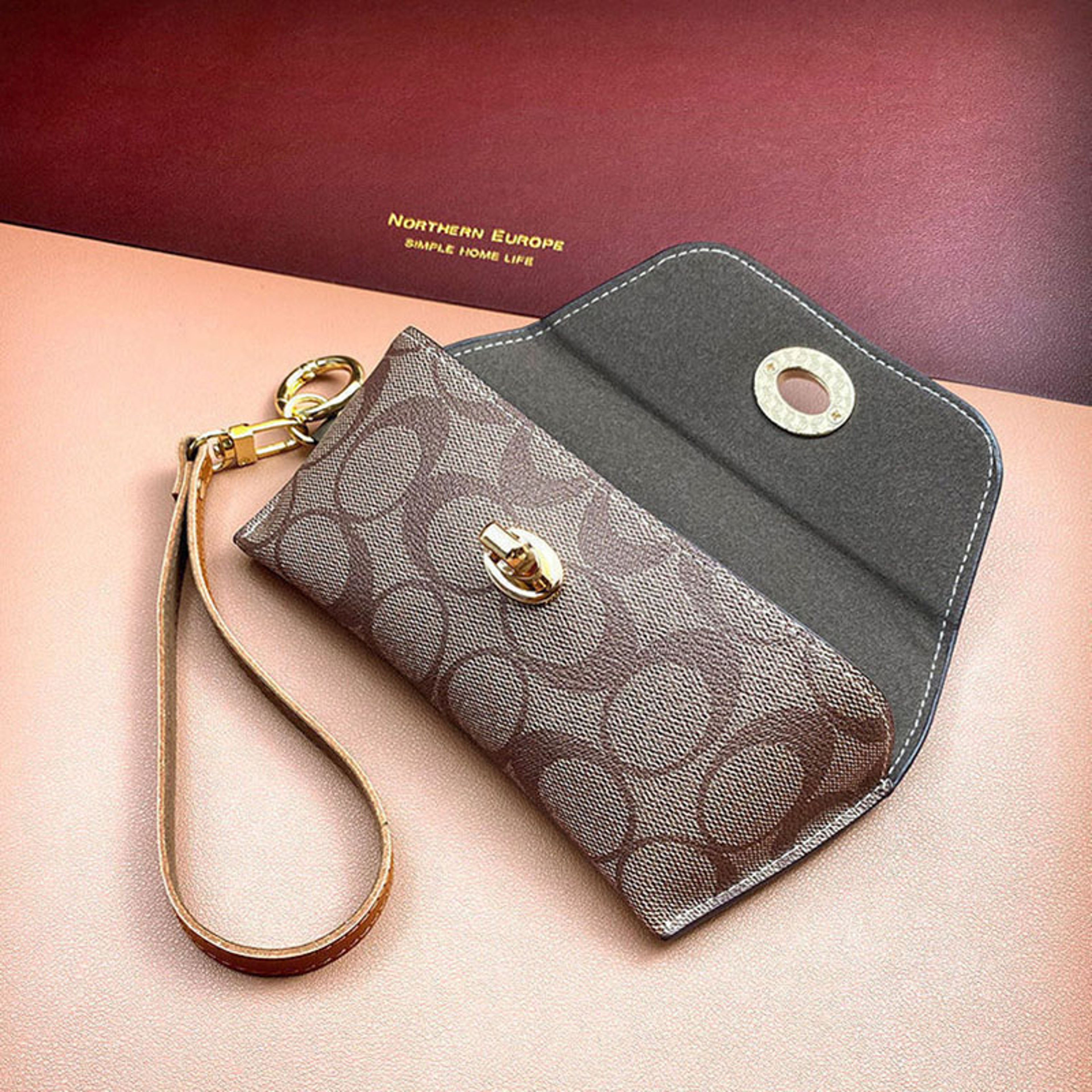 Retro Leather Eyeglasses Case Pouch With Gold Charm Accent 4