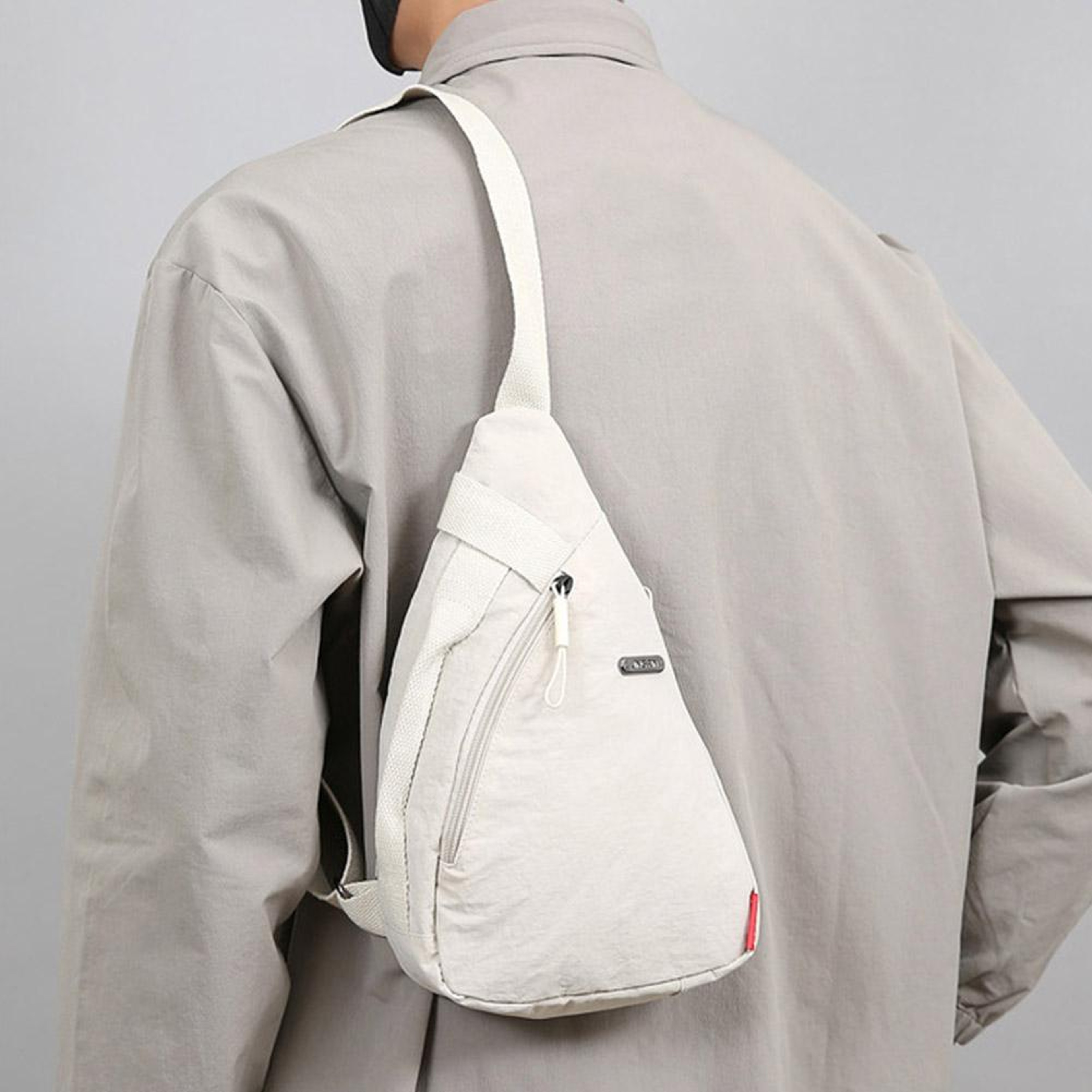 Large Capacity Chest Bag For Men Women Crossbody Sling Bag For Travel Cycling Hiking 4