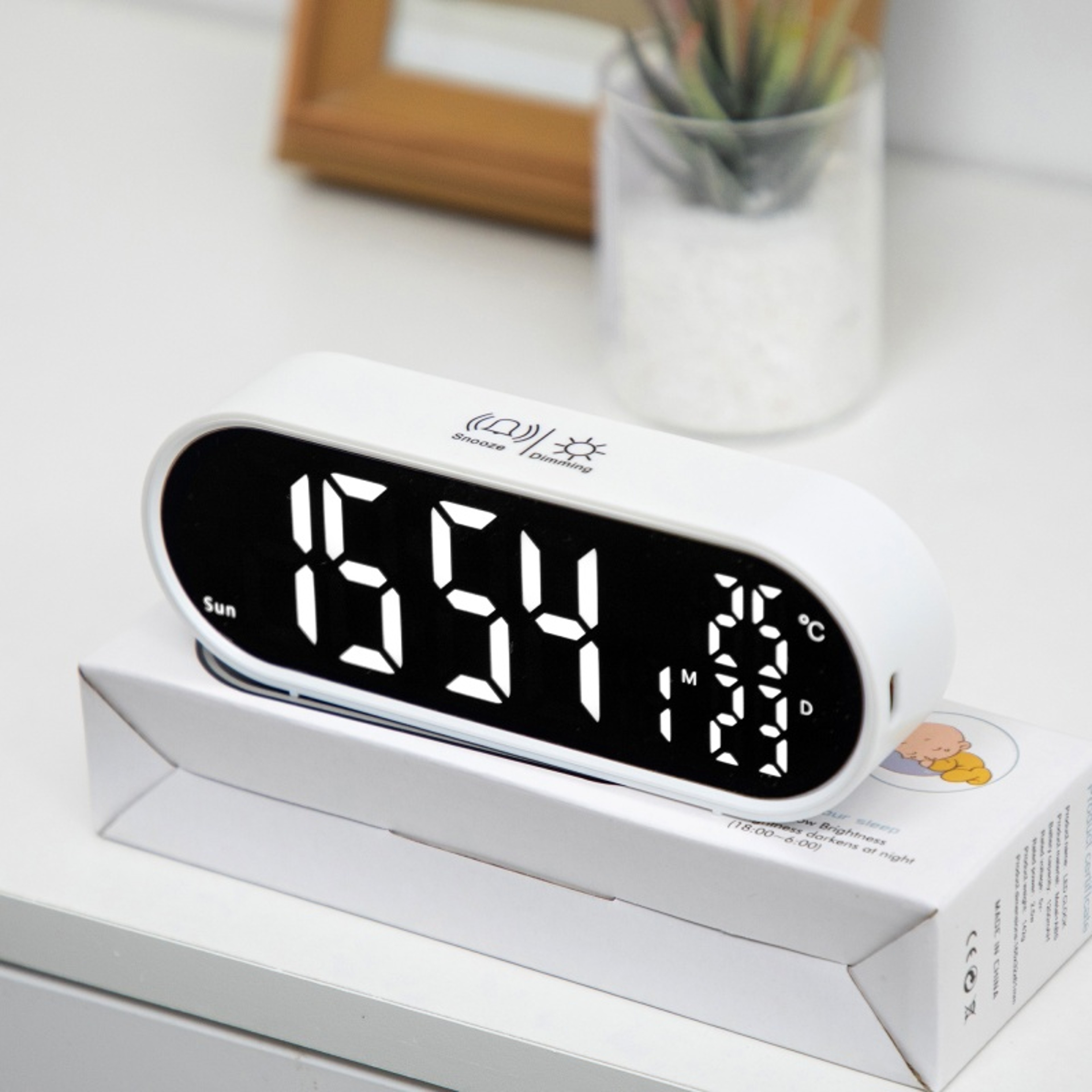 Rechargeable Digital Alarm Clock With LED Mirror Display Voice Control Dual Alarms And Temperature  2
