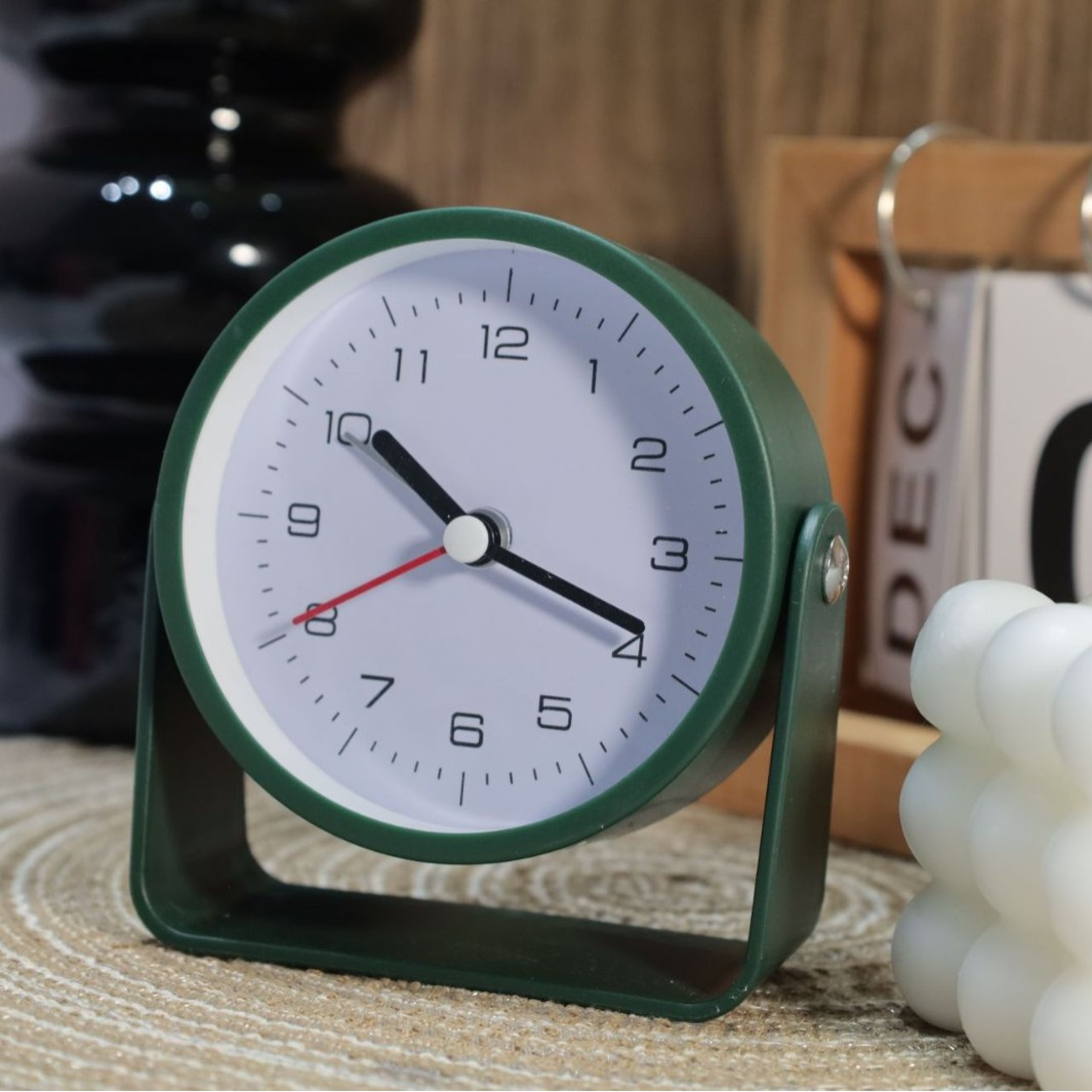 Silent Alarm Clock Mini Desk Clock Minimalist Quartz Bedside Clock For Bedroom Office Study 4