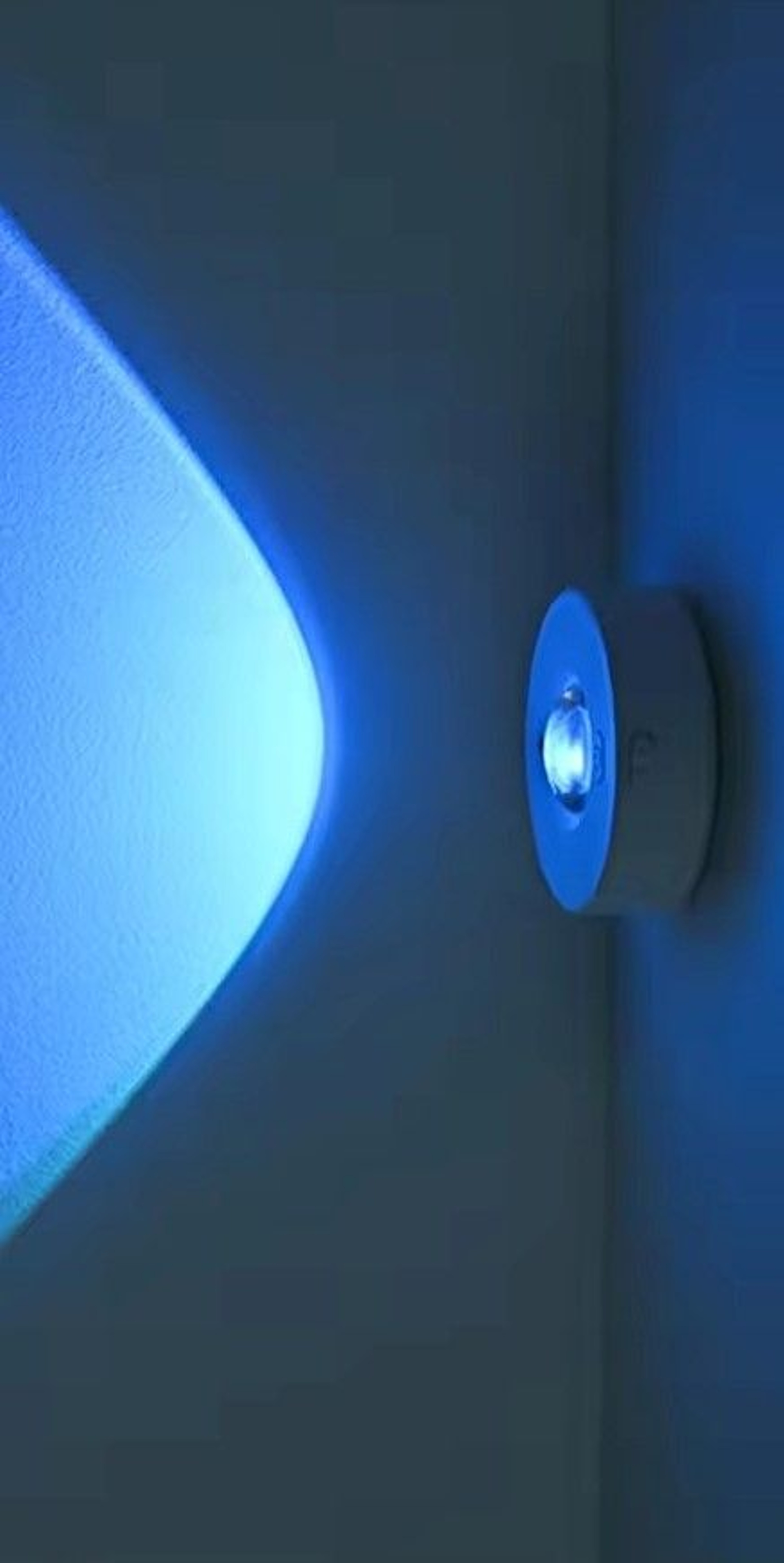 Rechargeable RGB Under Cabinet Lights With Remote Control Dimmable LED Closet Spotlight 0