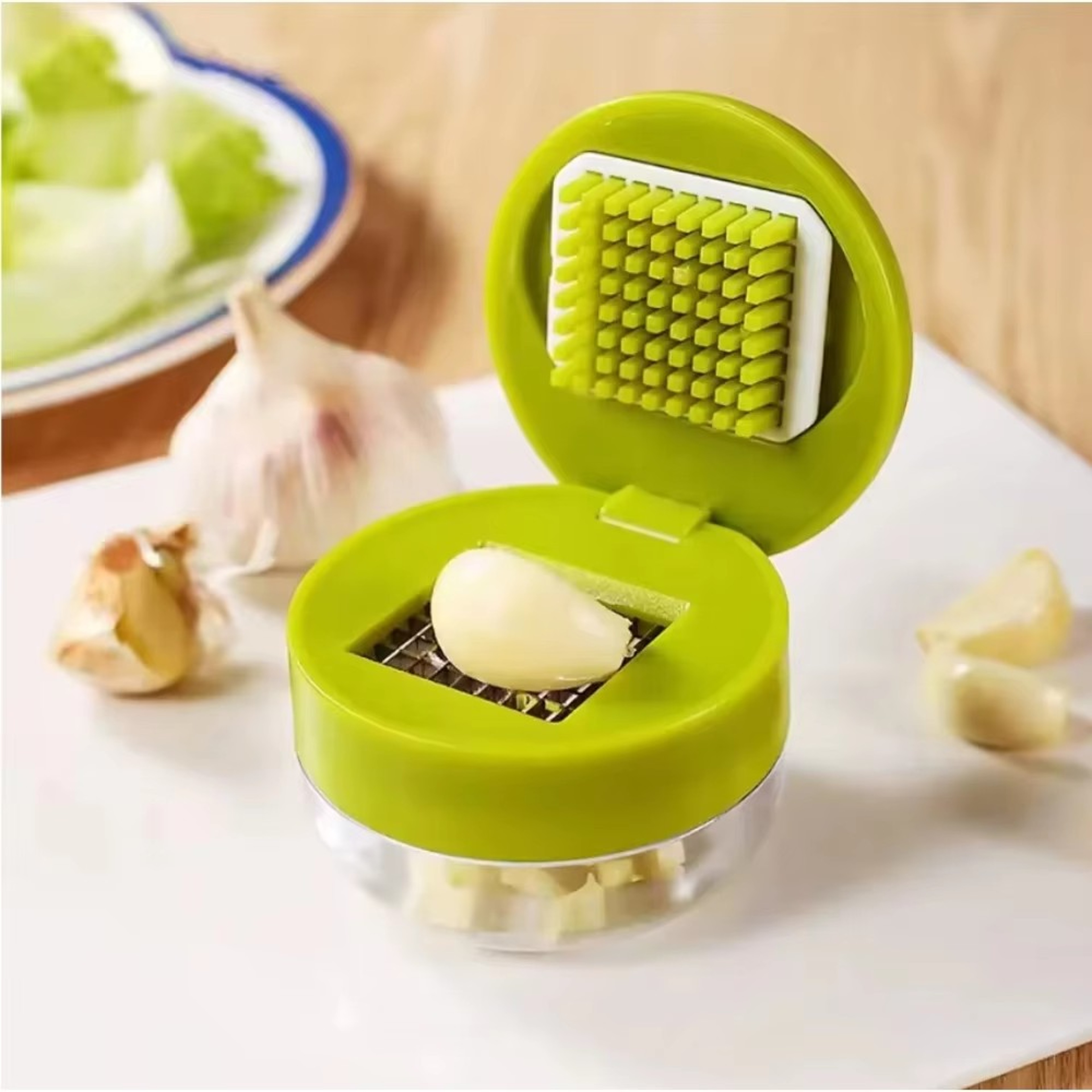 Effortless Mini Garlic Press And Handheld Garlic Crusher 1