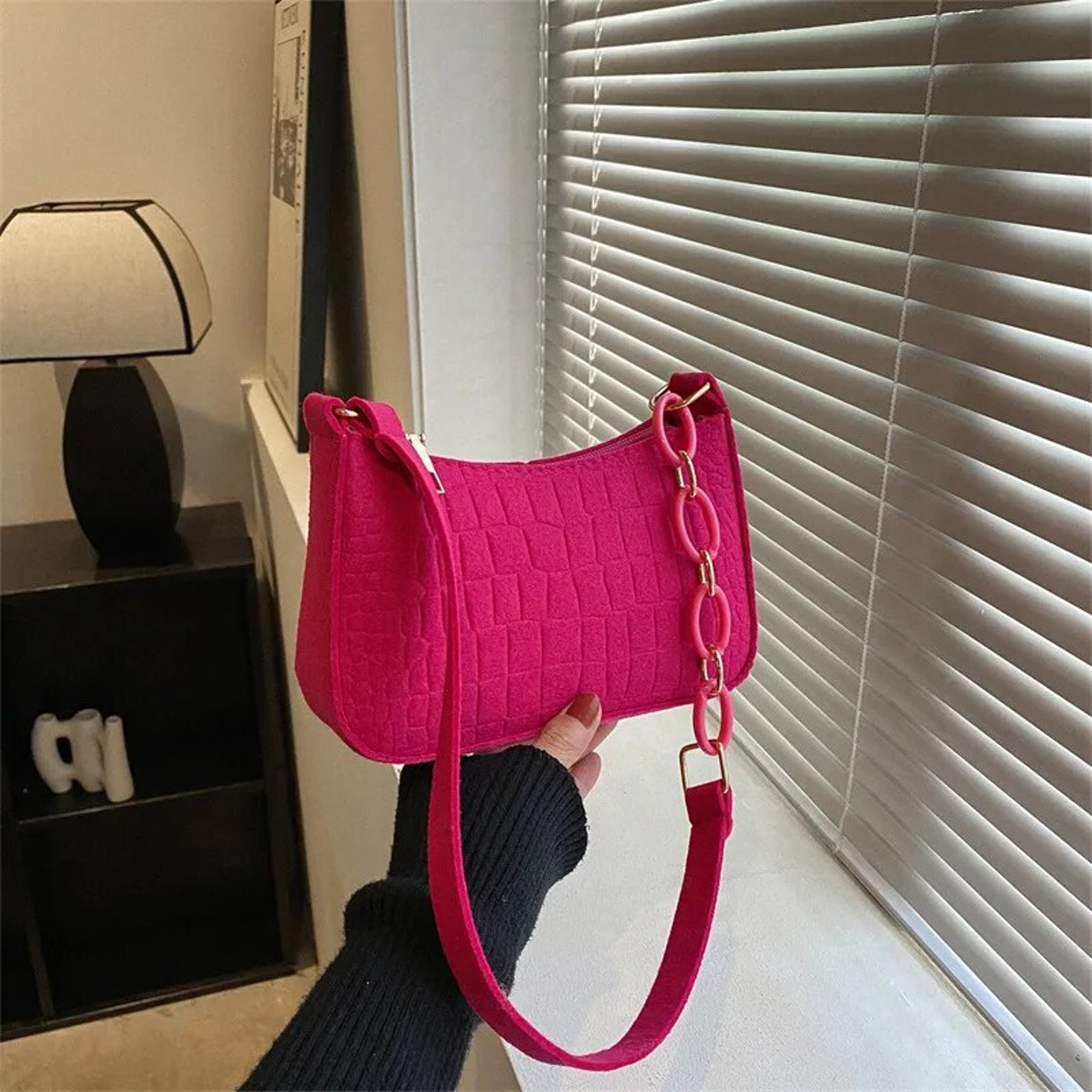 Retro Small Square Shoulder Bag For Women 8