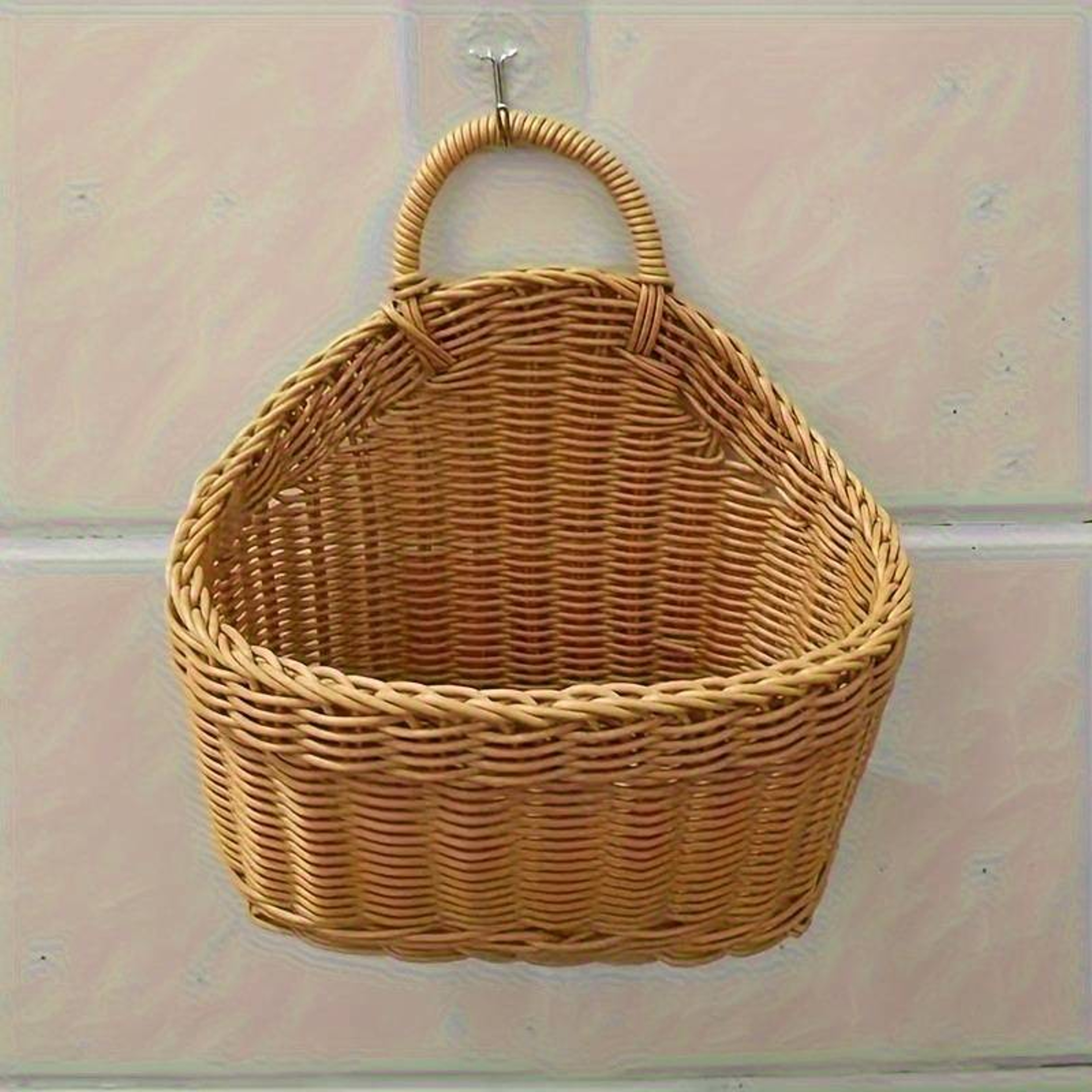 Rustic Woven Hanging Wall Basket For Farmhouse Storage And Flower Decor 1