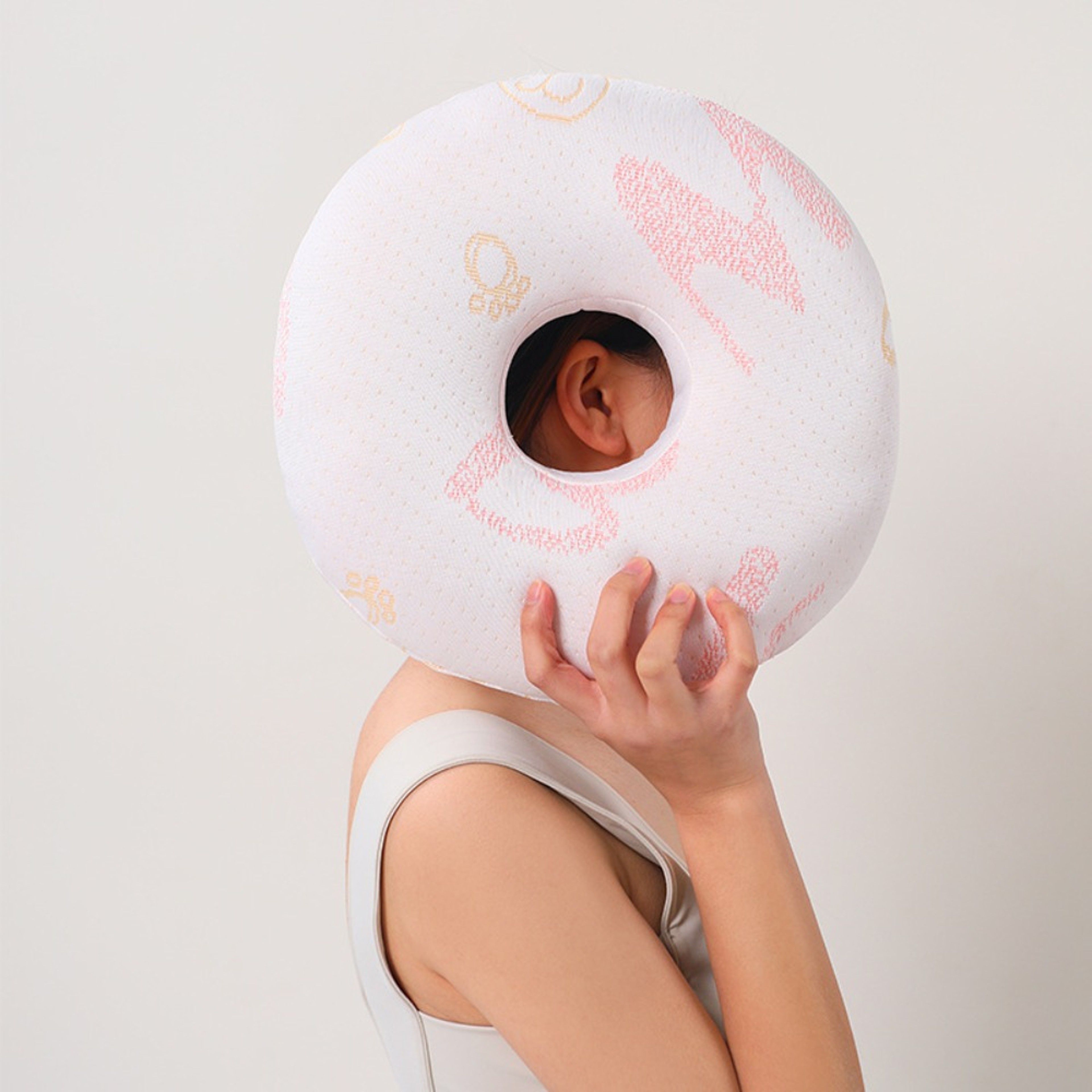 Ergonomic Ear Piercing Pillow With Ear Hole For Side Sleepers 3