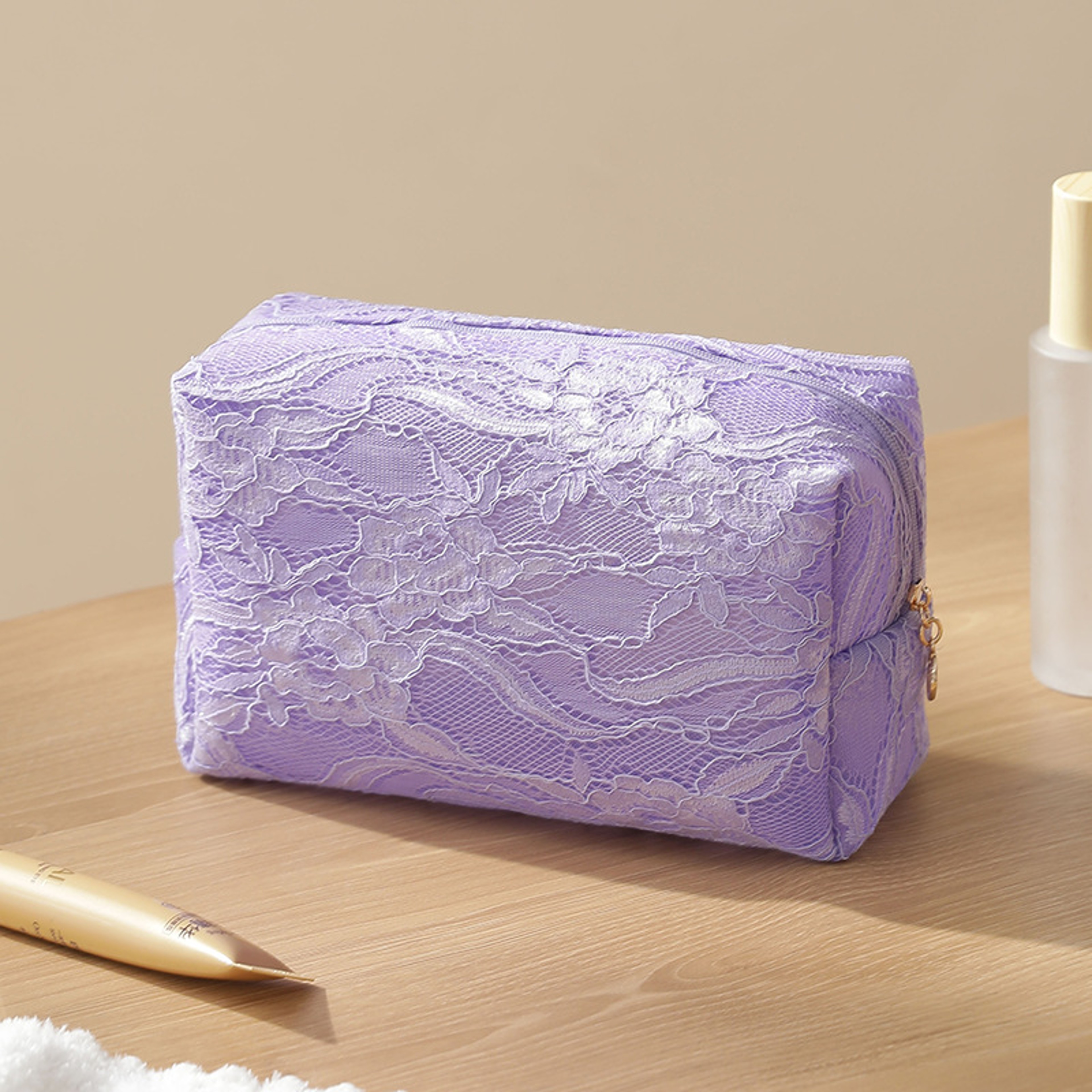 Lace Travel Makeup Bag Mesh Cosmetic Pouch With Inner Pockets 1