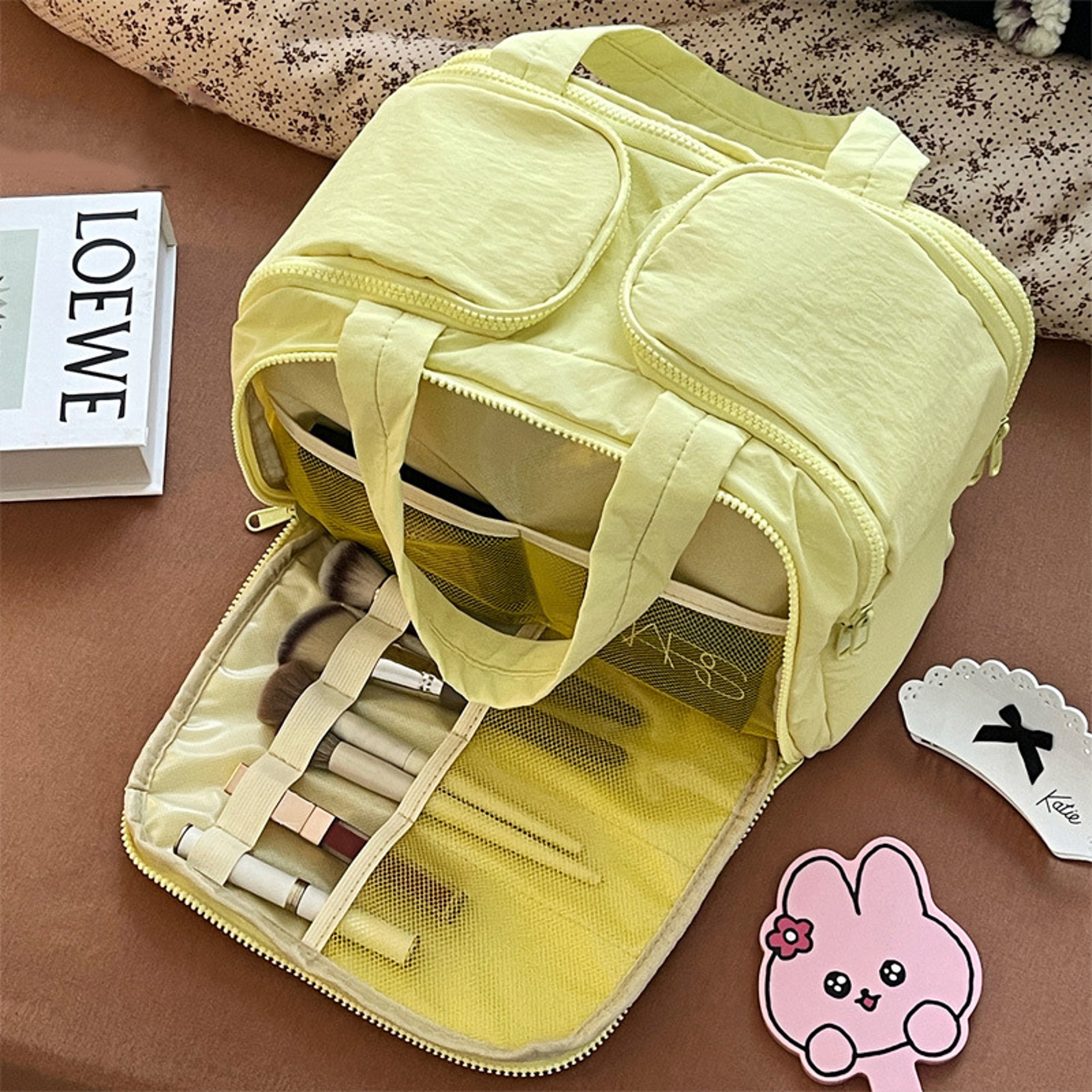 Large Capacity Makeup Organizer Bag With Multiple Pockets For Travel Toiletries 8