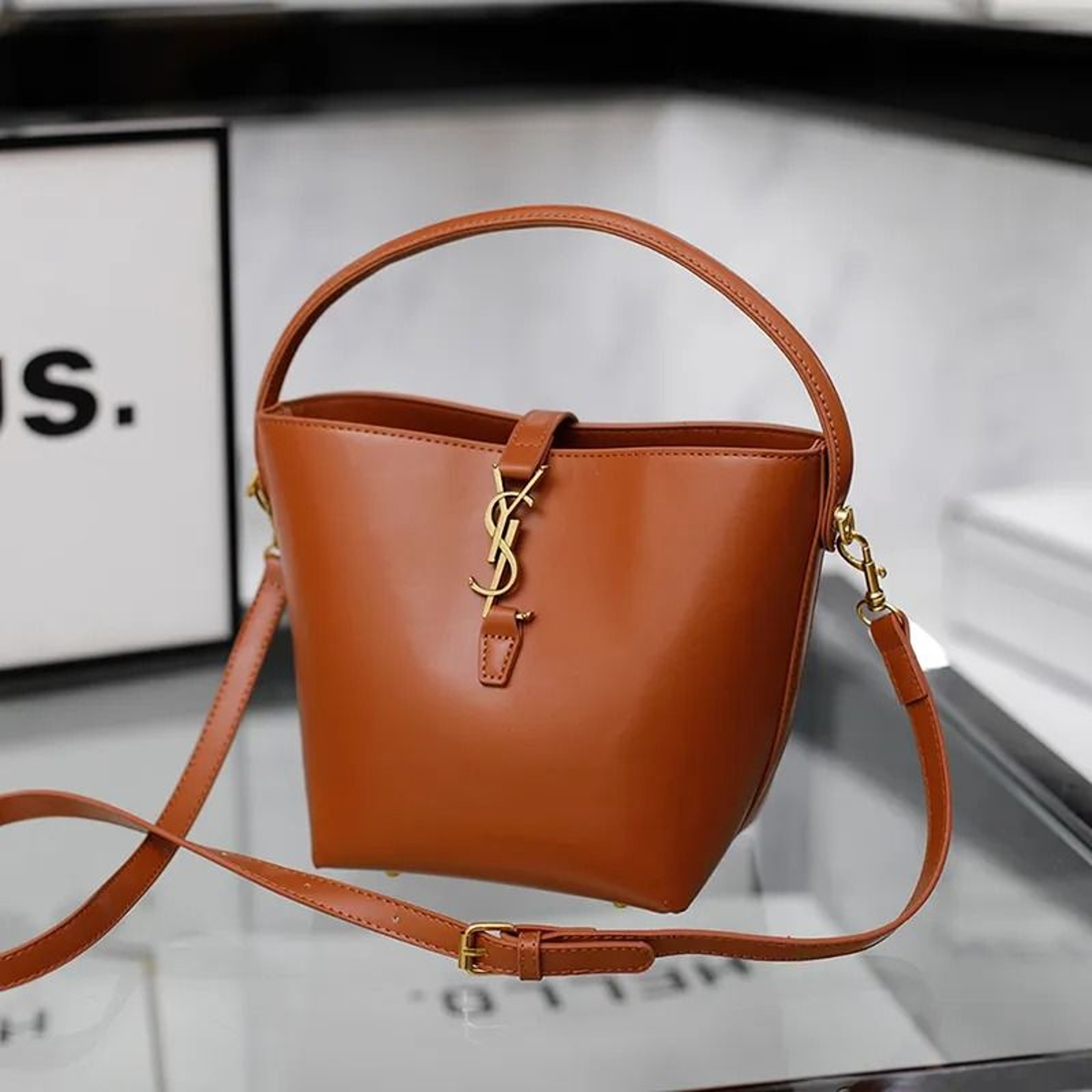 Soft Leather Bucket Bag Wide Strap Shoulder Bag For Women 1