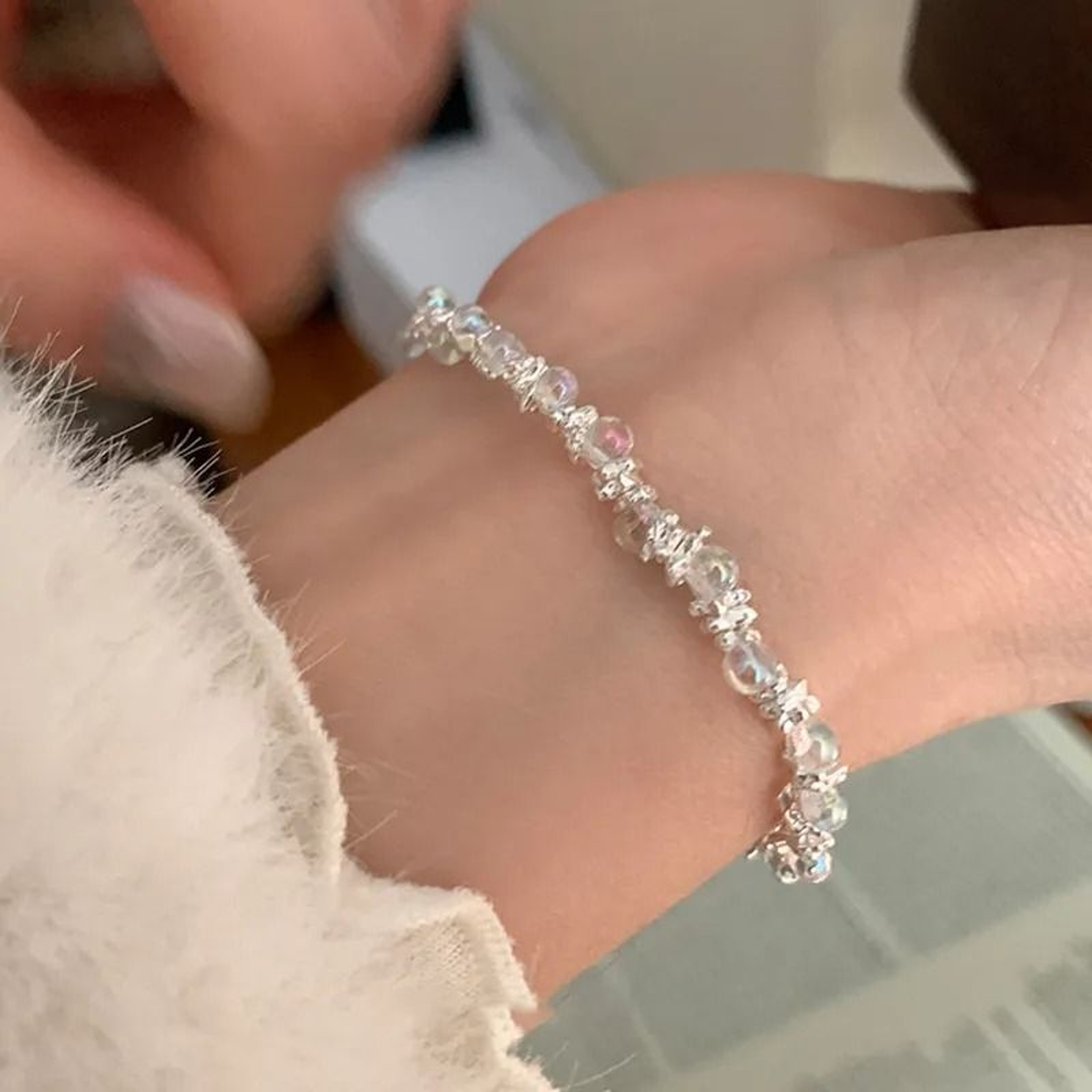 Women Light Bulb Beaded Silver Bracelet Elegant Fashion Gift For Her 1