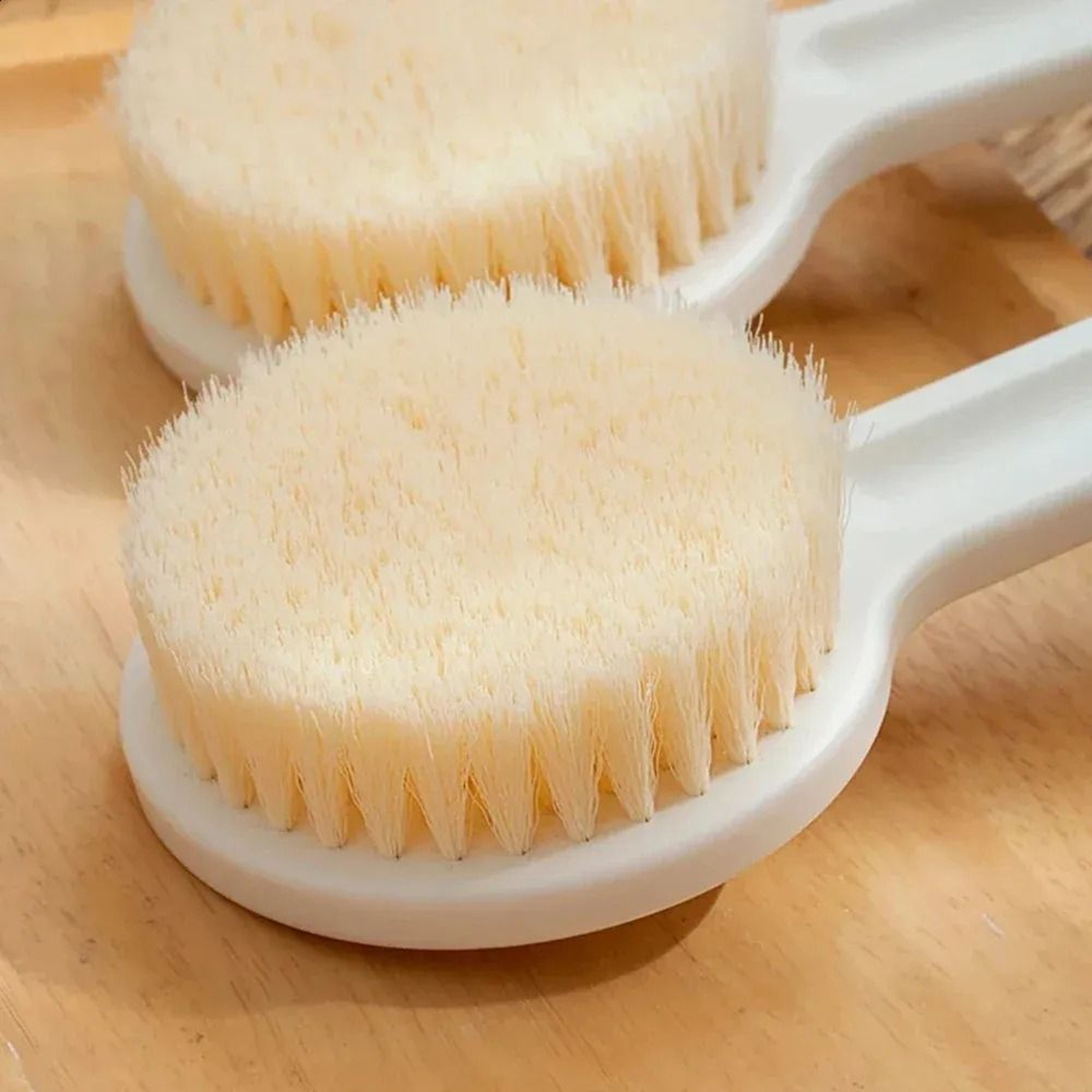 Long Handle Back Brush Soft Bristle Shower Back Scrubber And Body Exfoliating Brush 2