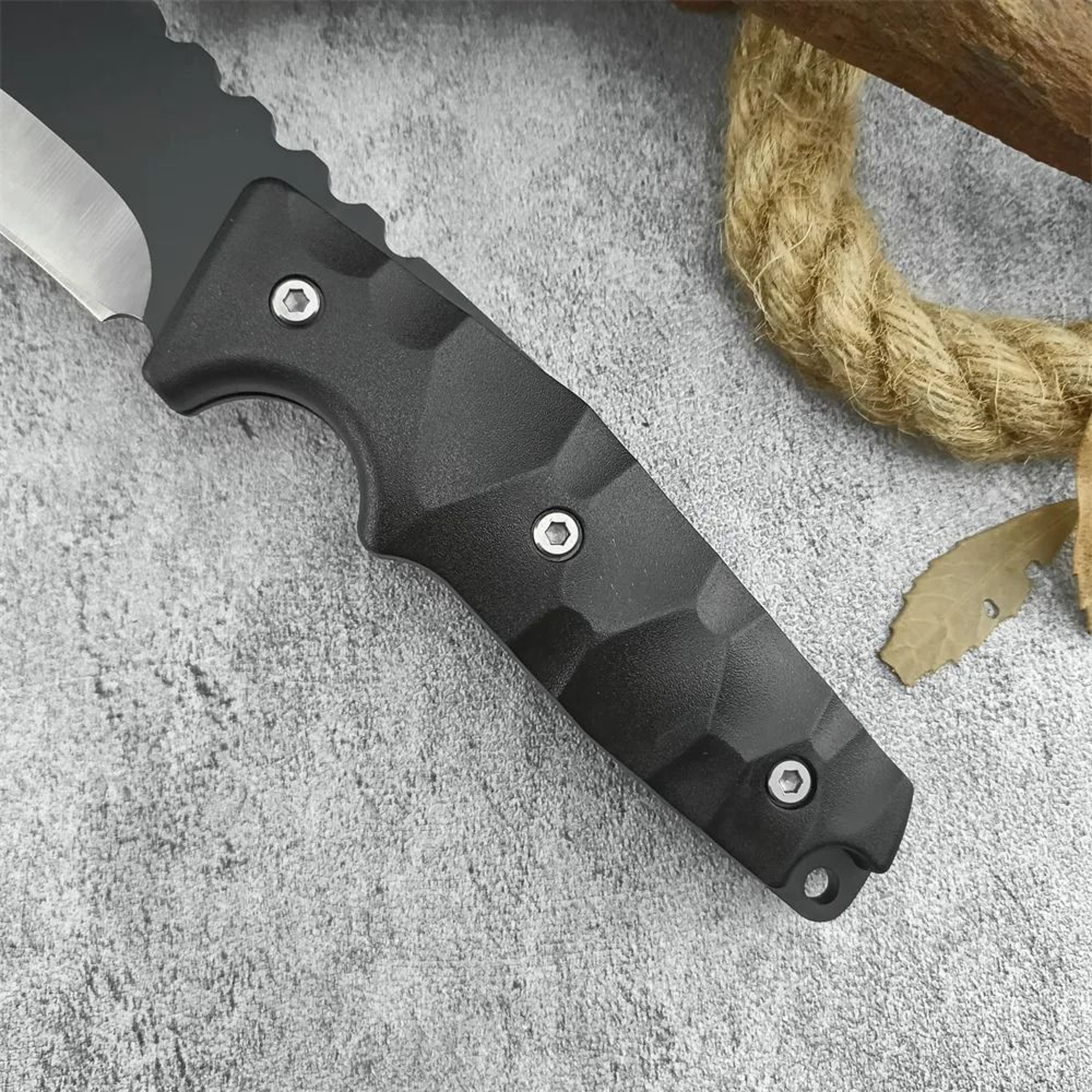 Fixed Blade Hunting Knife With Nylon Fiber Handle For Camping And Bushcraft 1