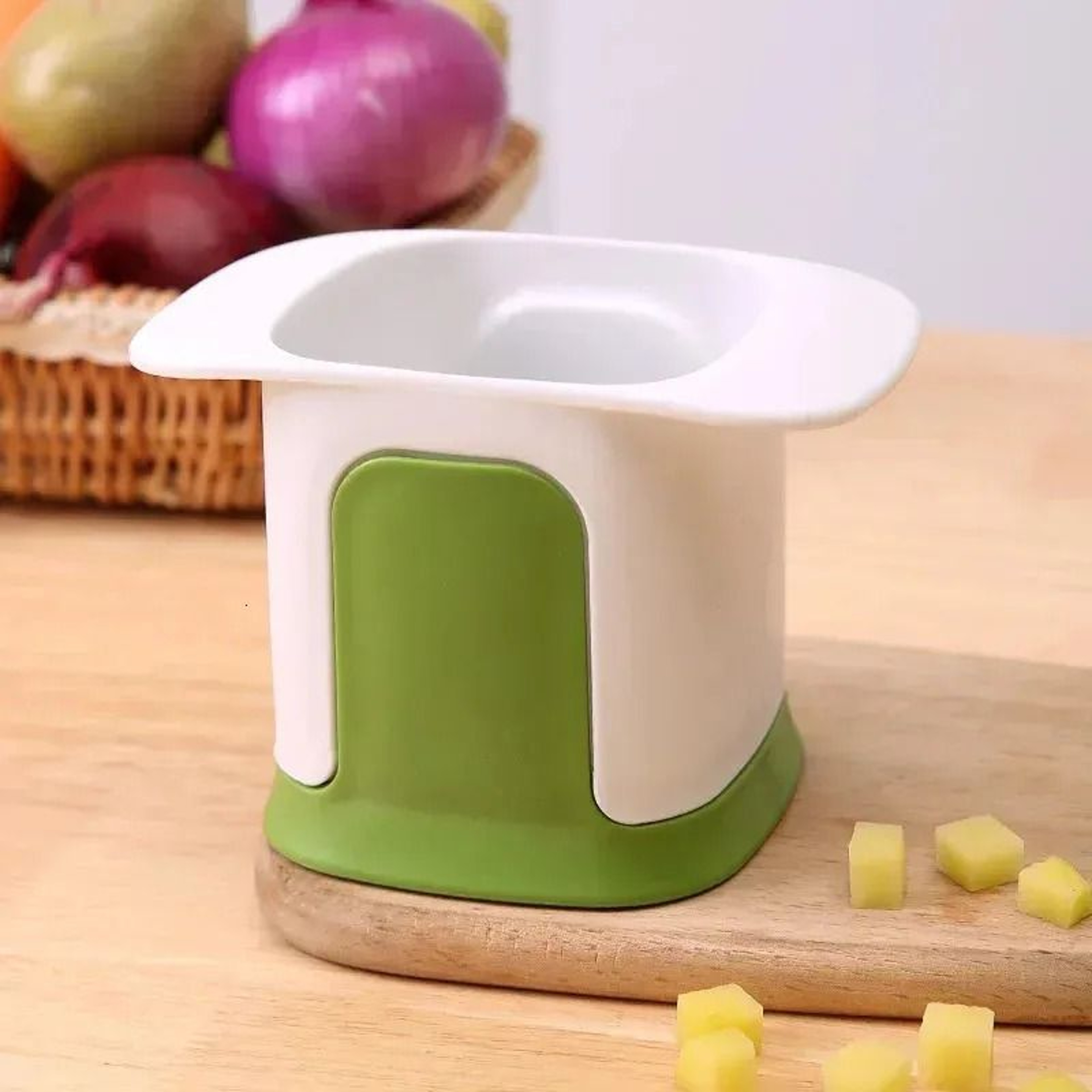 MultiFunctional Vegetable Slicer Shredder And Dicer With Easy Press Design 1