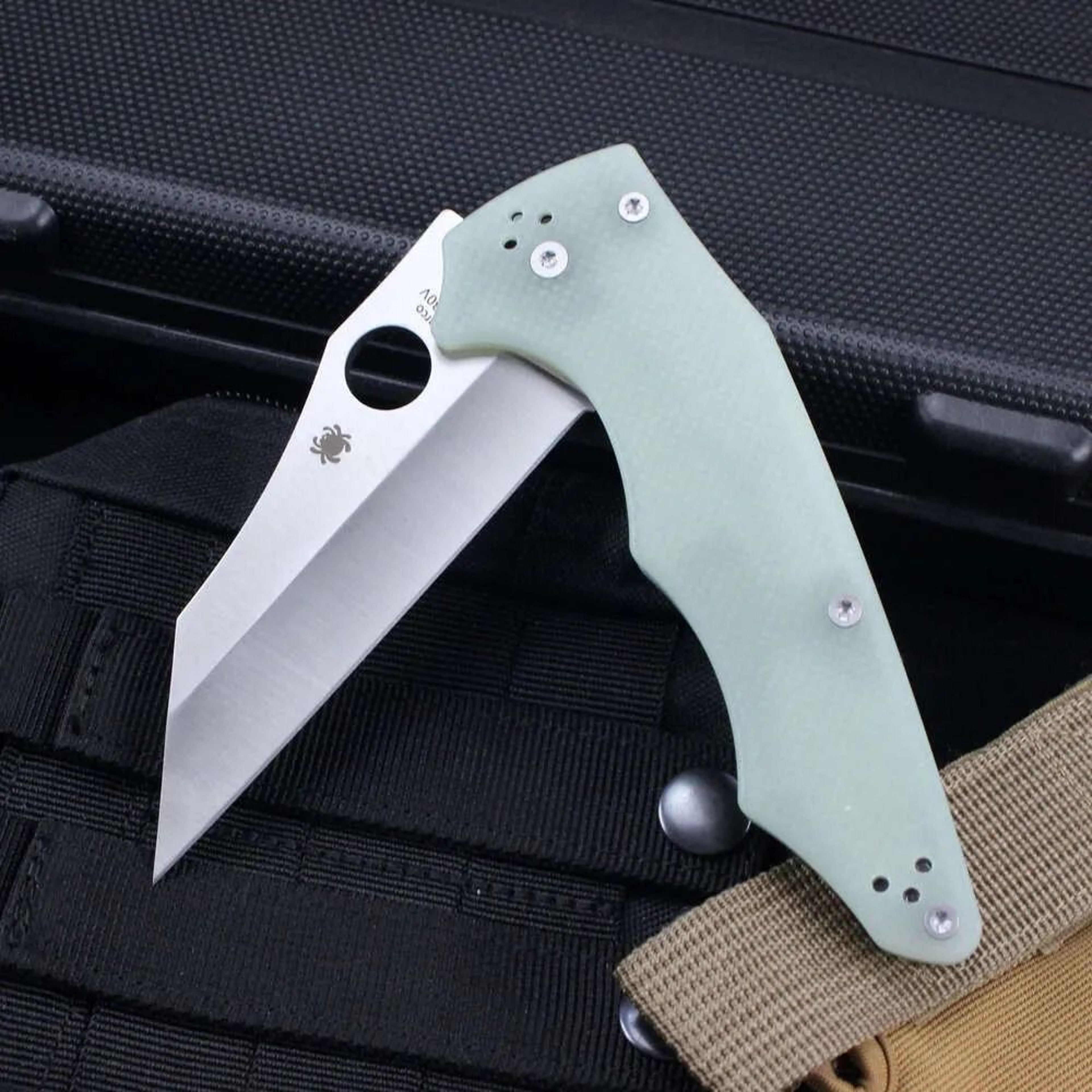Outdoor Folding Knife Set With MultiColor Handles For Camping And Hiking 1