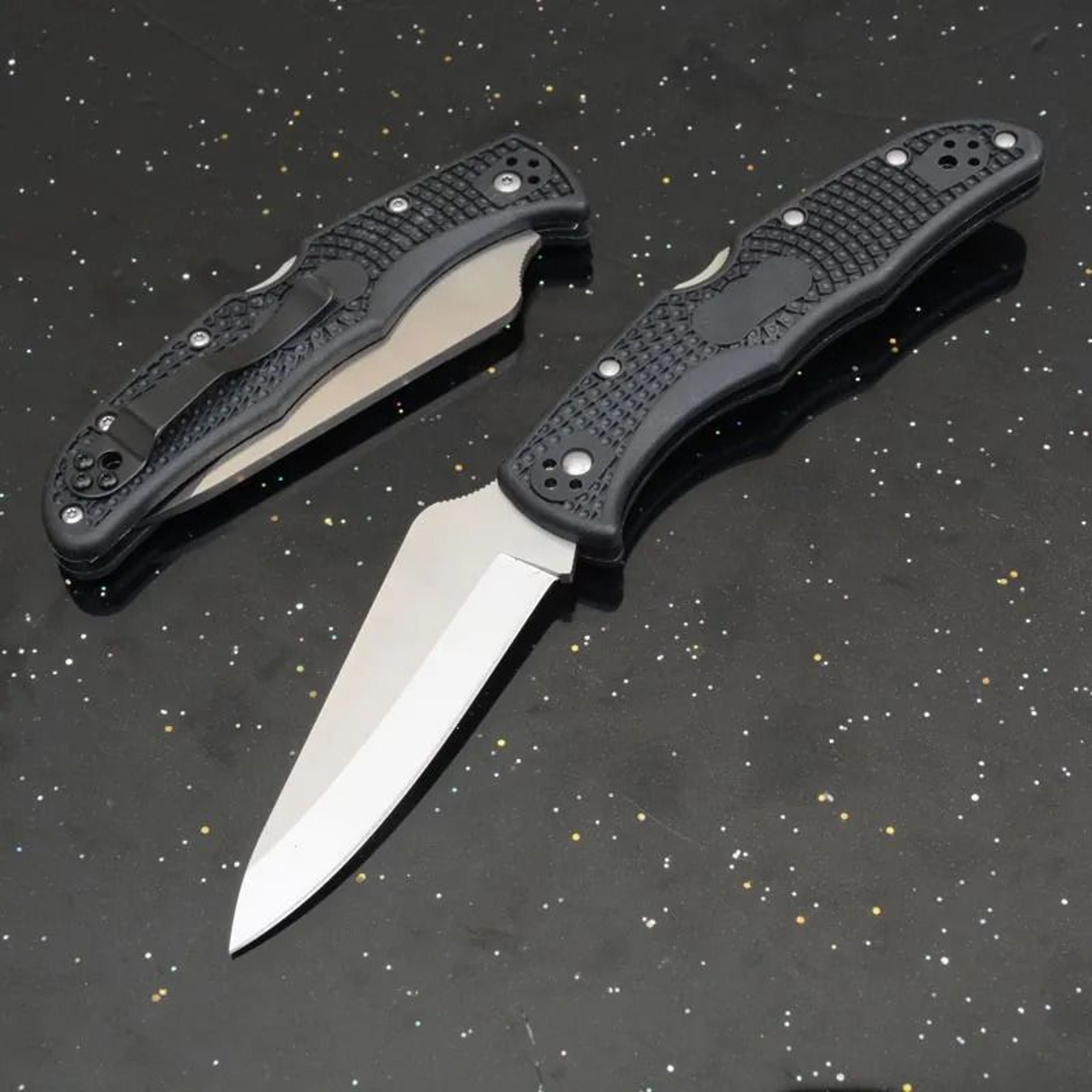 Folding Pocket Knife With FRN Handle And Lockback For Outdoor EDC 1