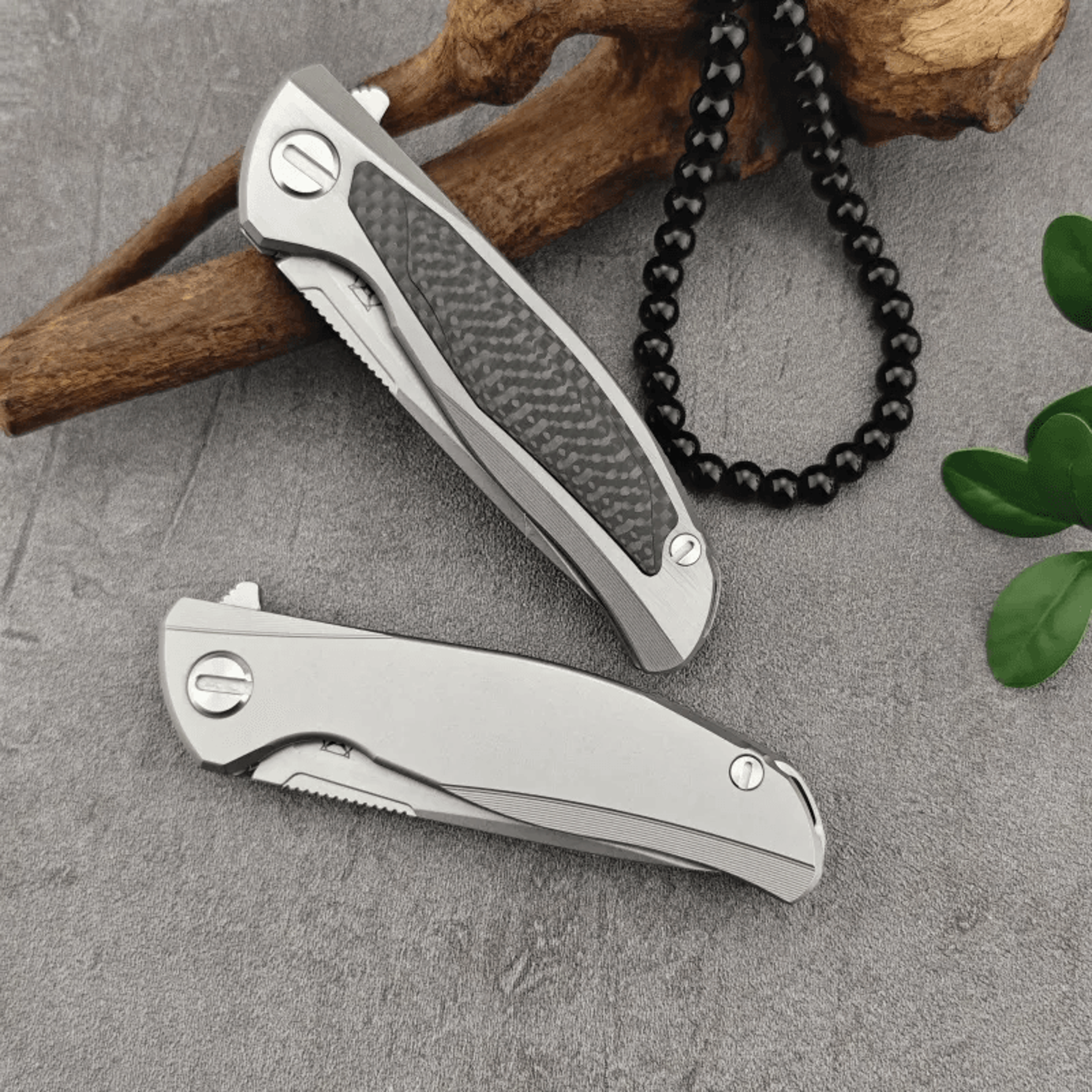 Folding Knife With Titanium Alloy Handle For Camping Hunting And EDC 5