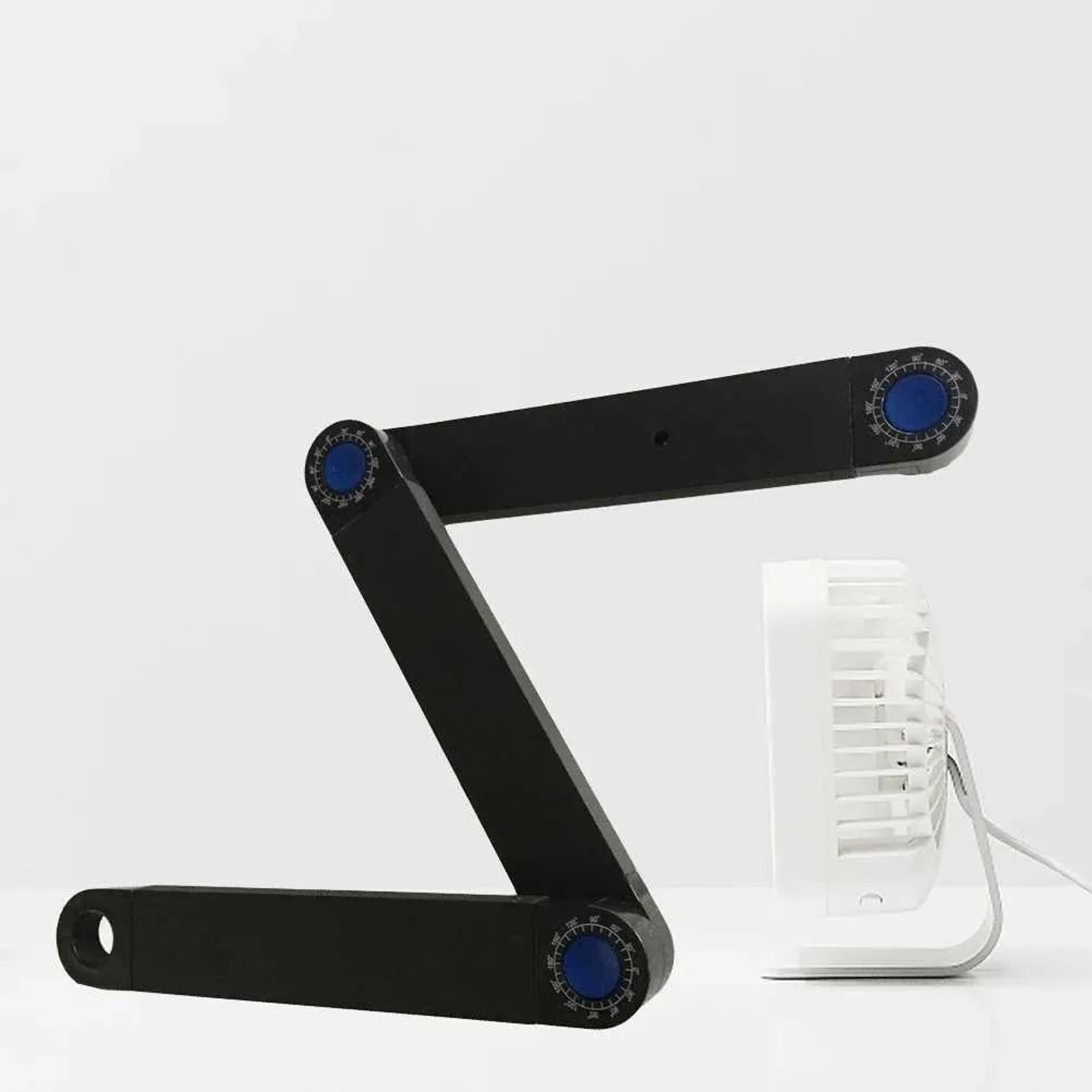 Portable Laptop Desk With Adjustable Folding Metal Legs 1