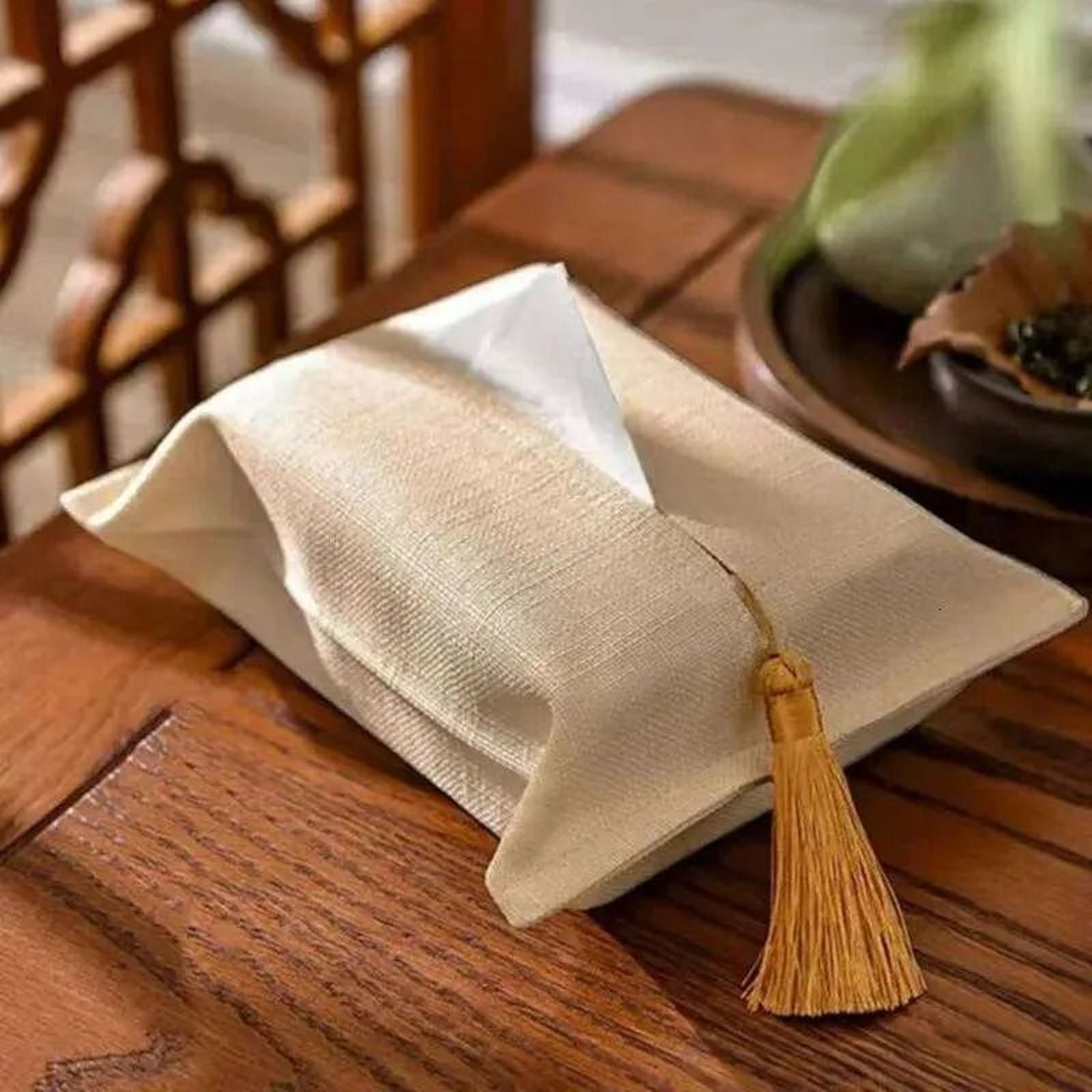 Bread Shaped Tissue Box Holder For Home And Office 2