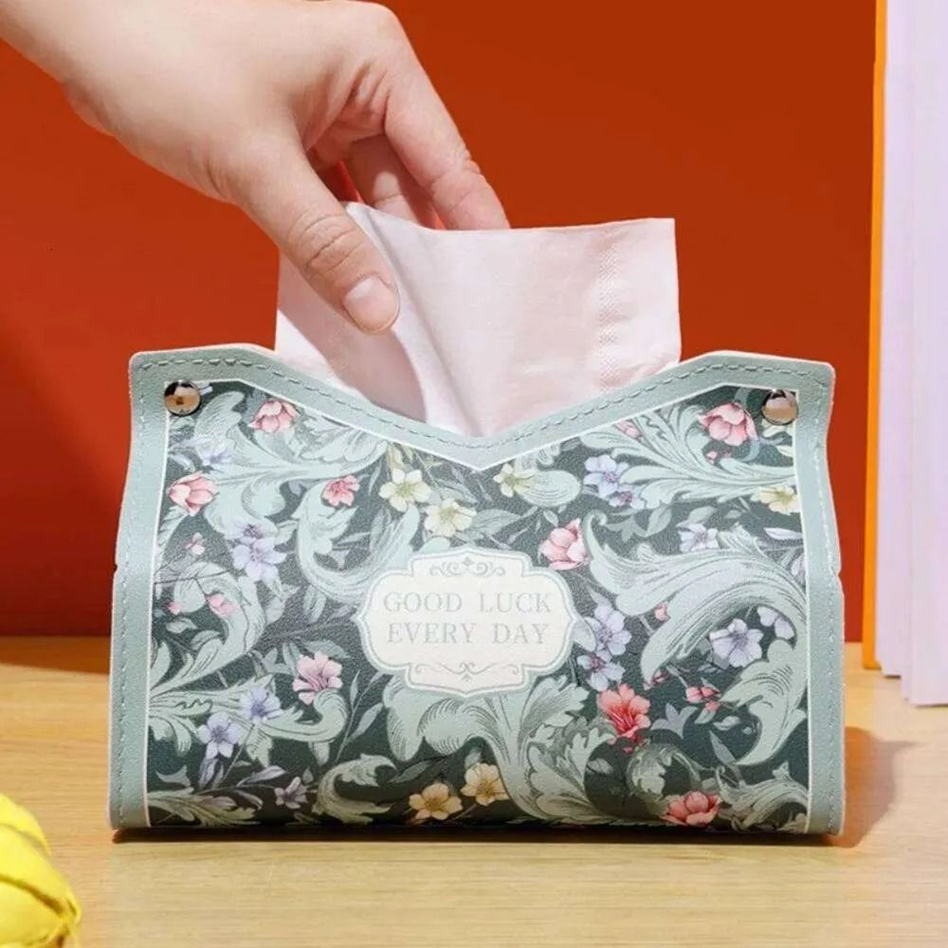 Leather Car Tissue Storage Box With PullDown Pocket 0