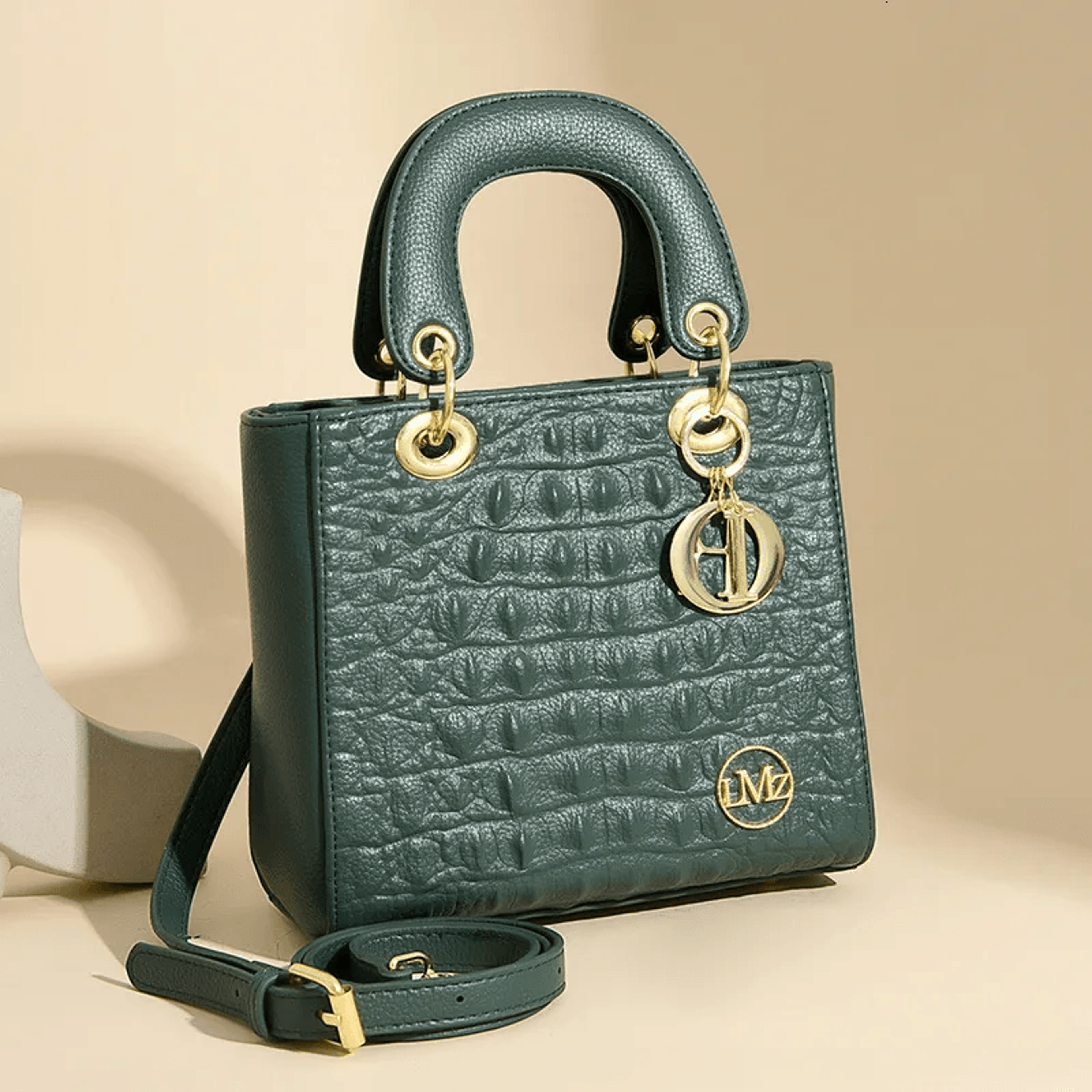 Crocodile Pattern Flap Crossbody Bag With Retro Structured Design 0