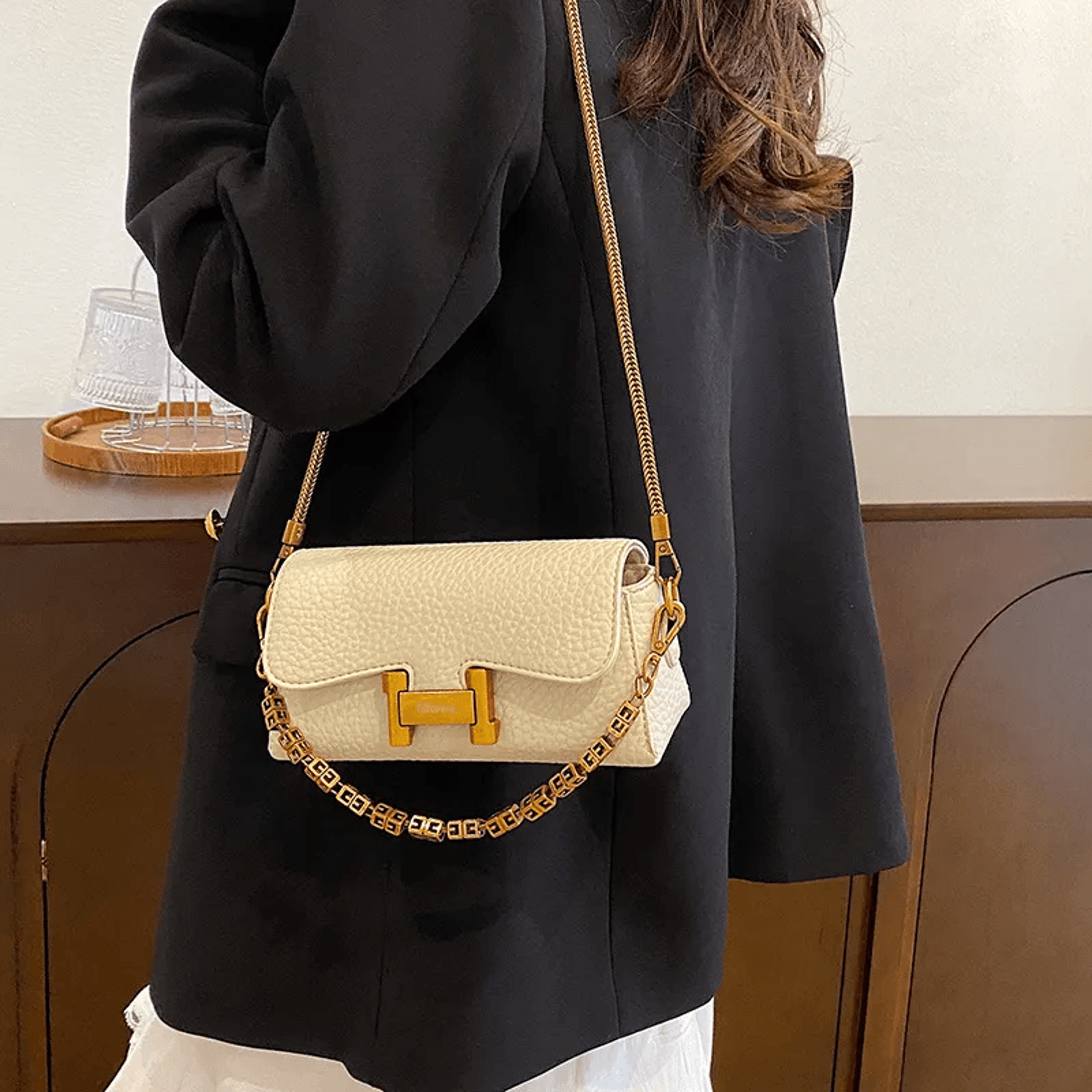 Small Square Crossbody Shoulder Bag With Adjustable Chain Strap 5