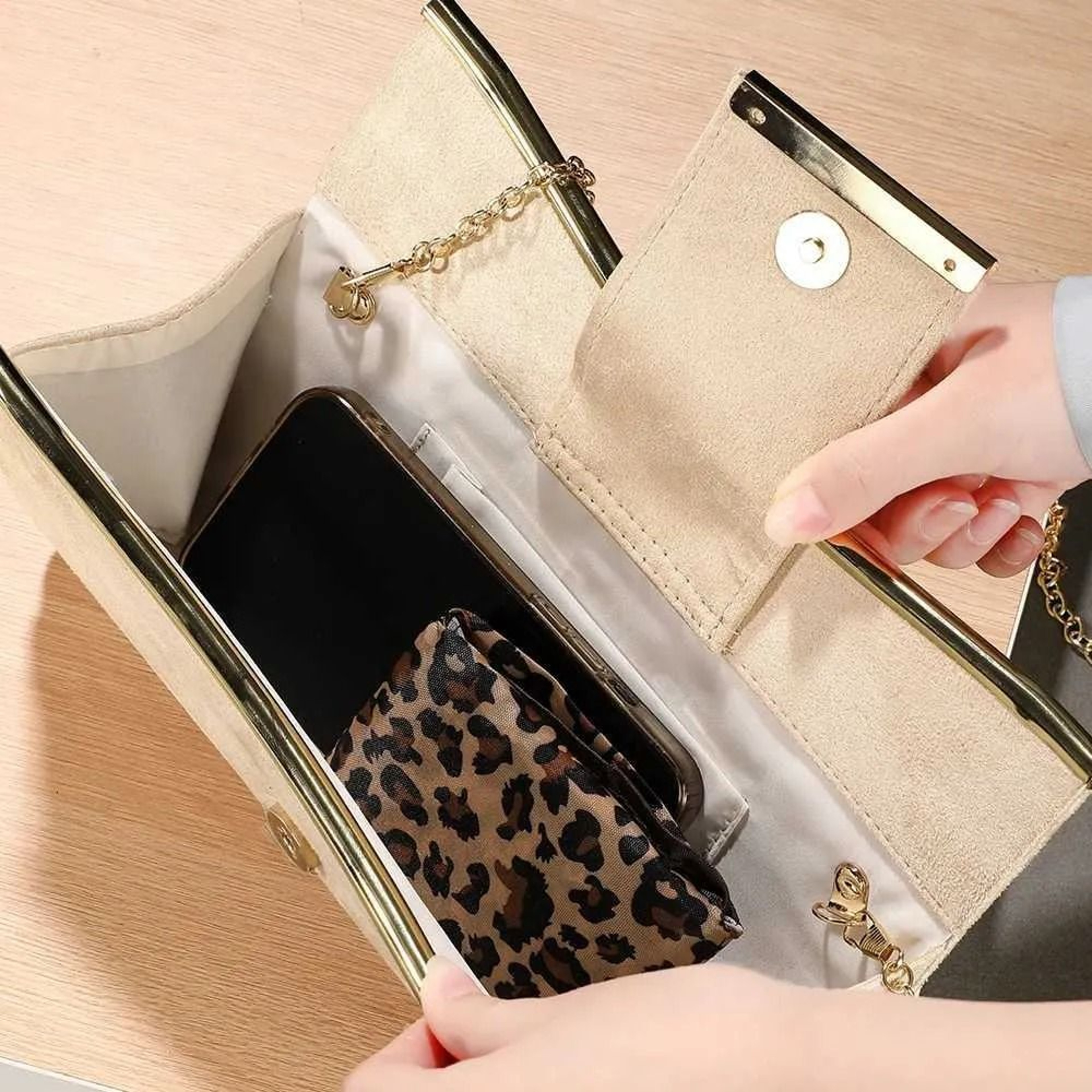 PU Evening Shoulder Bag With Plain Design For Parties And Special Occasions 3