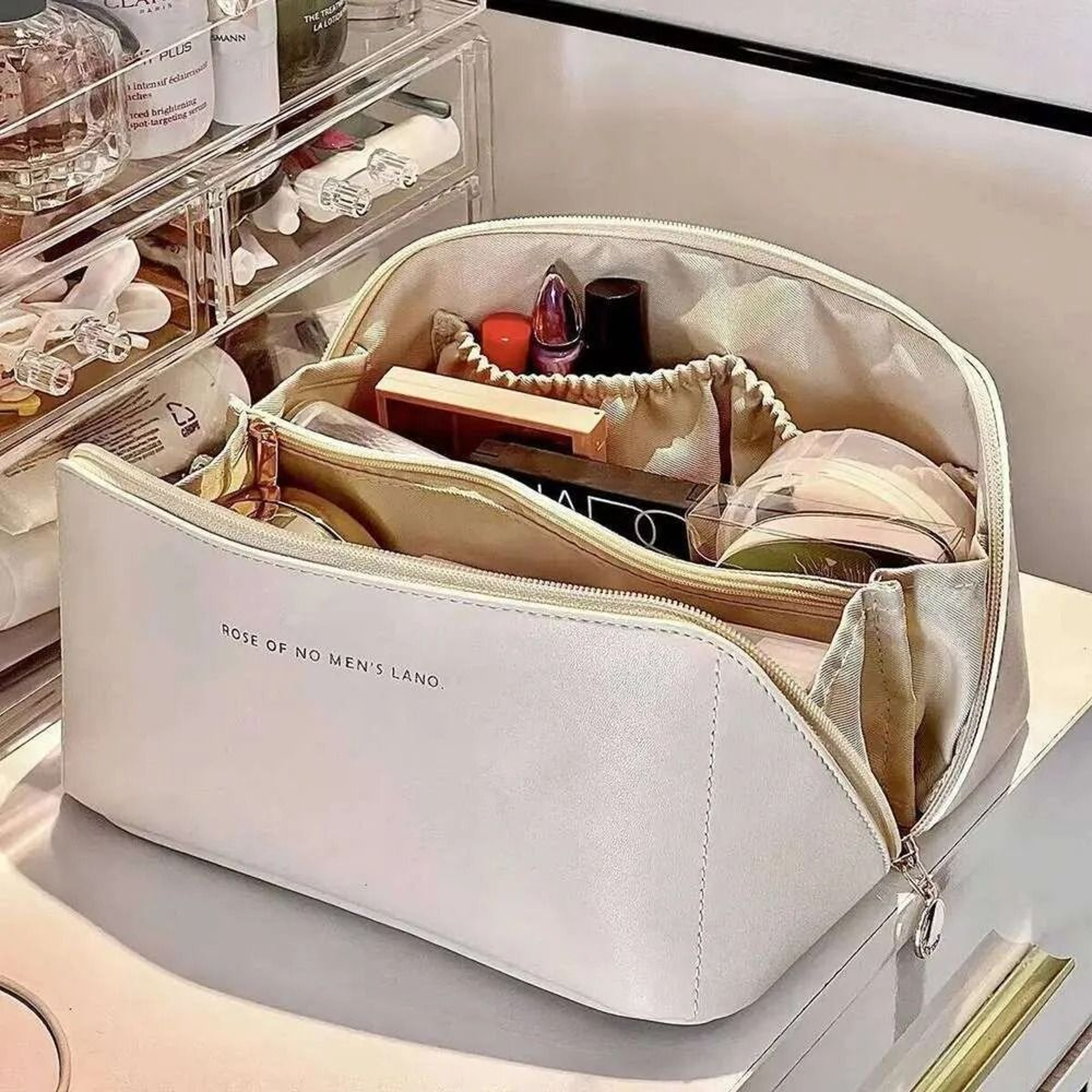 Large Capacity Waterproof Leather Makeup Bag For Travel And Toiletry Storage 2
