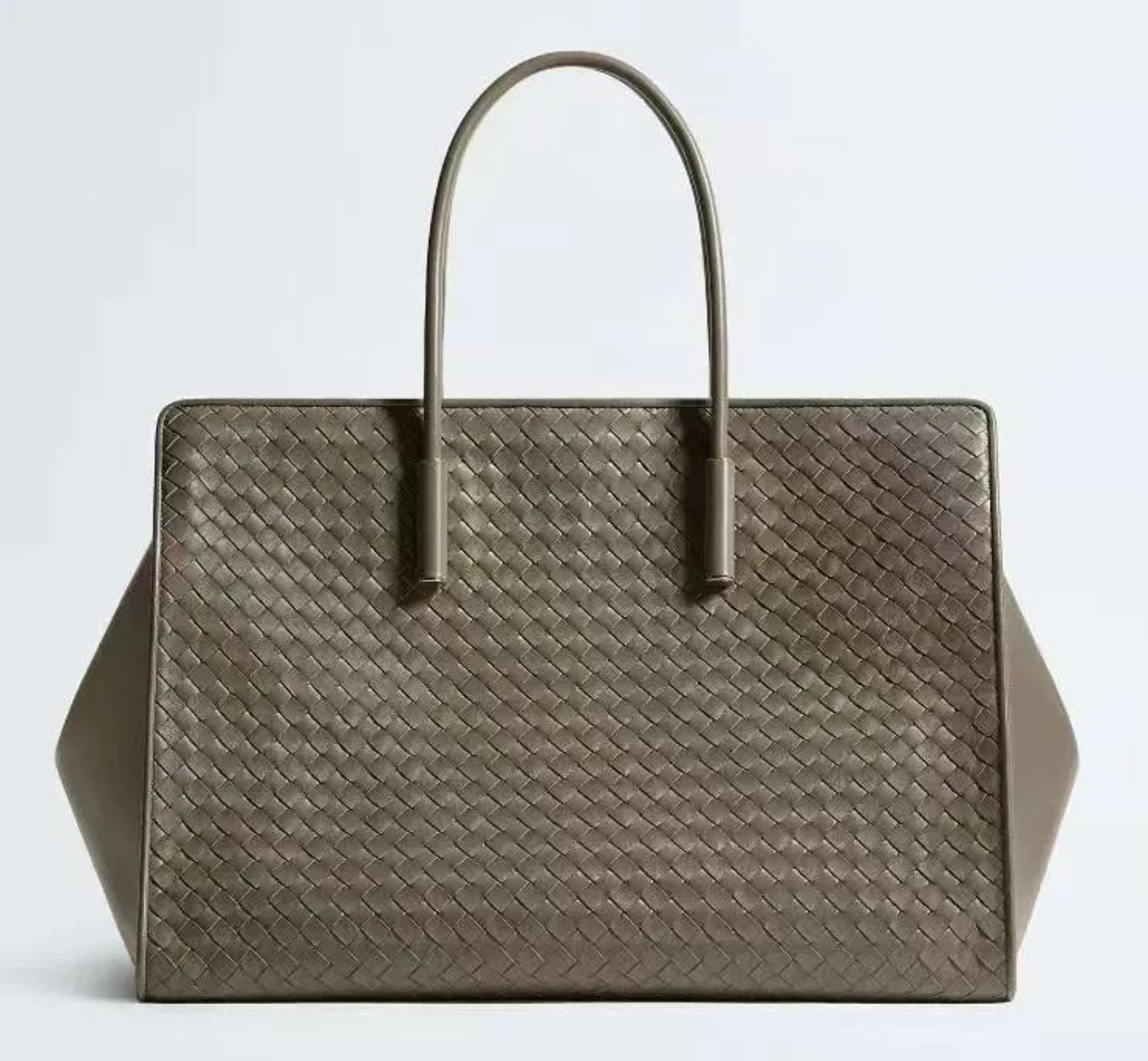 Large Woven Tote Bag With Laptop Compartment And Matching Belt 4