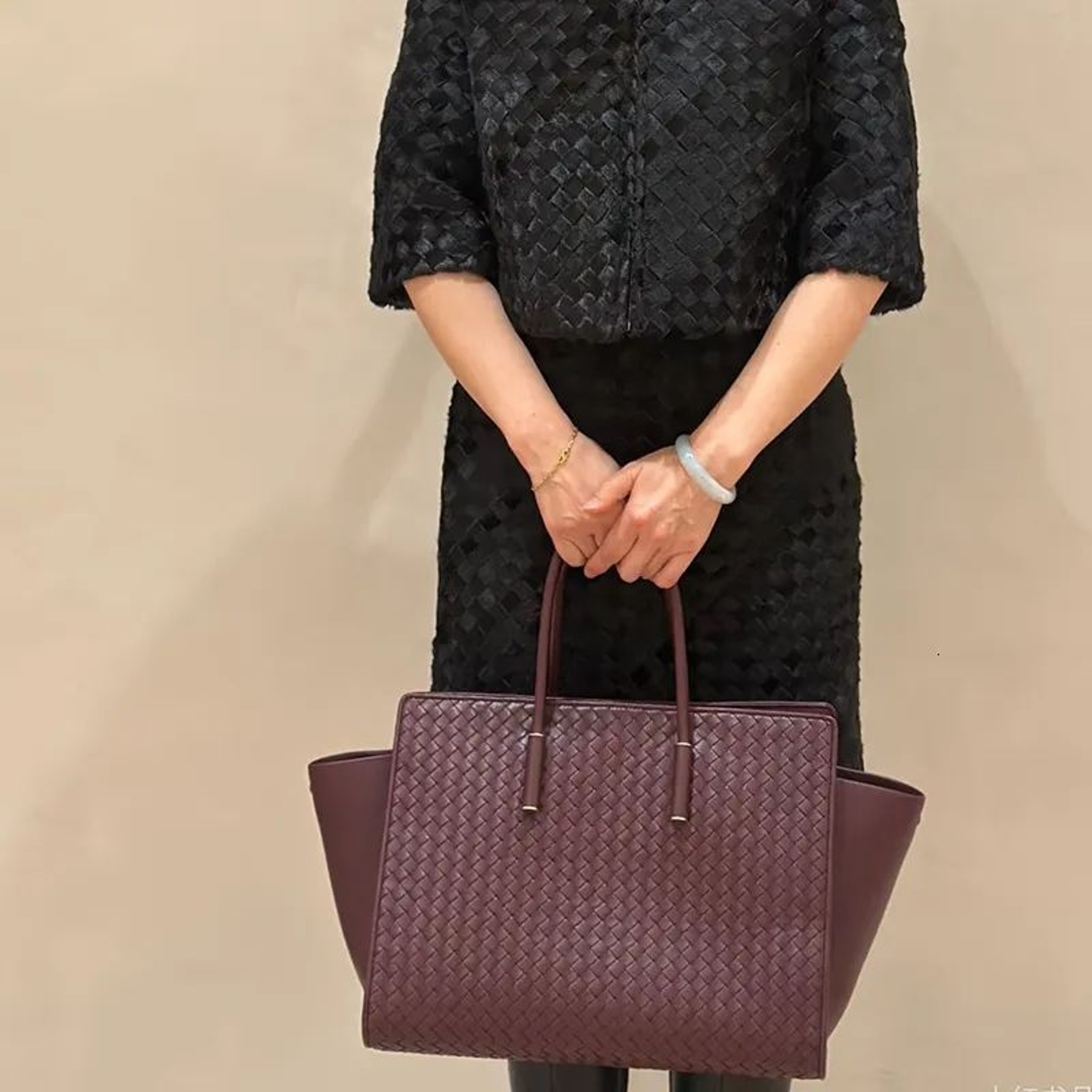 Large Woven Tote Bag With Laptop Compartment And Matching Belt 6