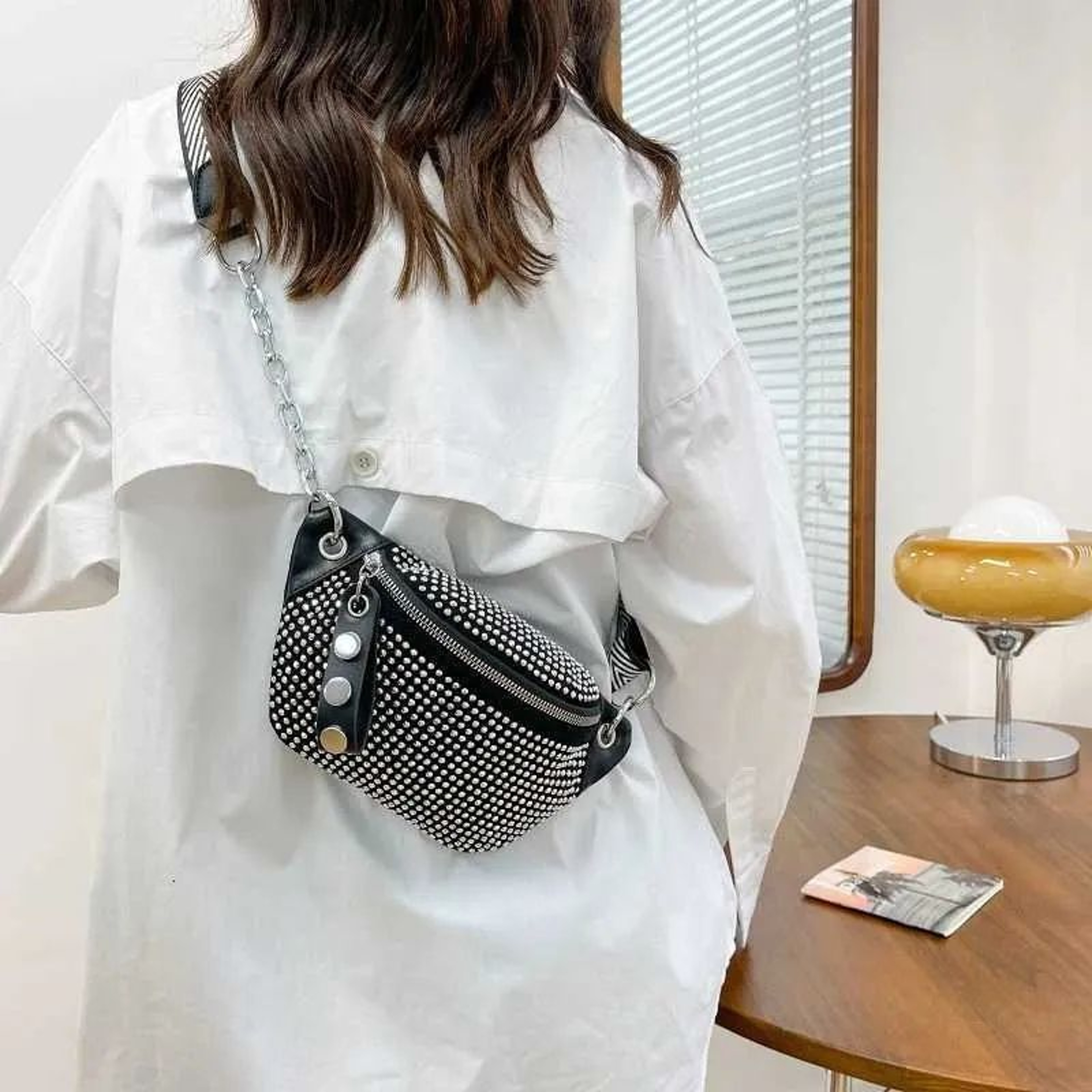 Vintage Diamond Waist Bag With Chain Strap For Women 3