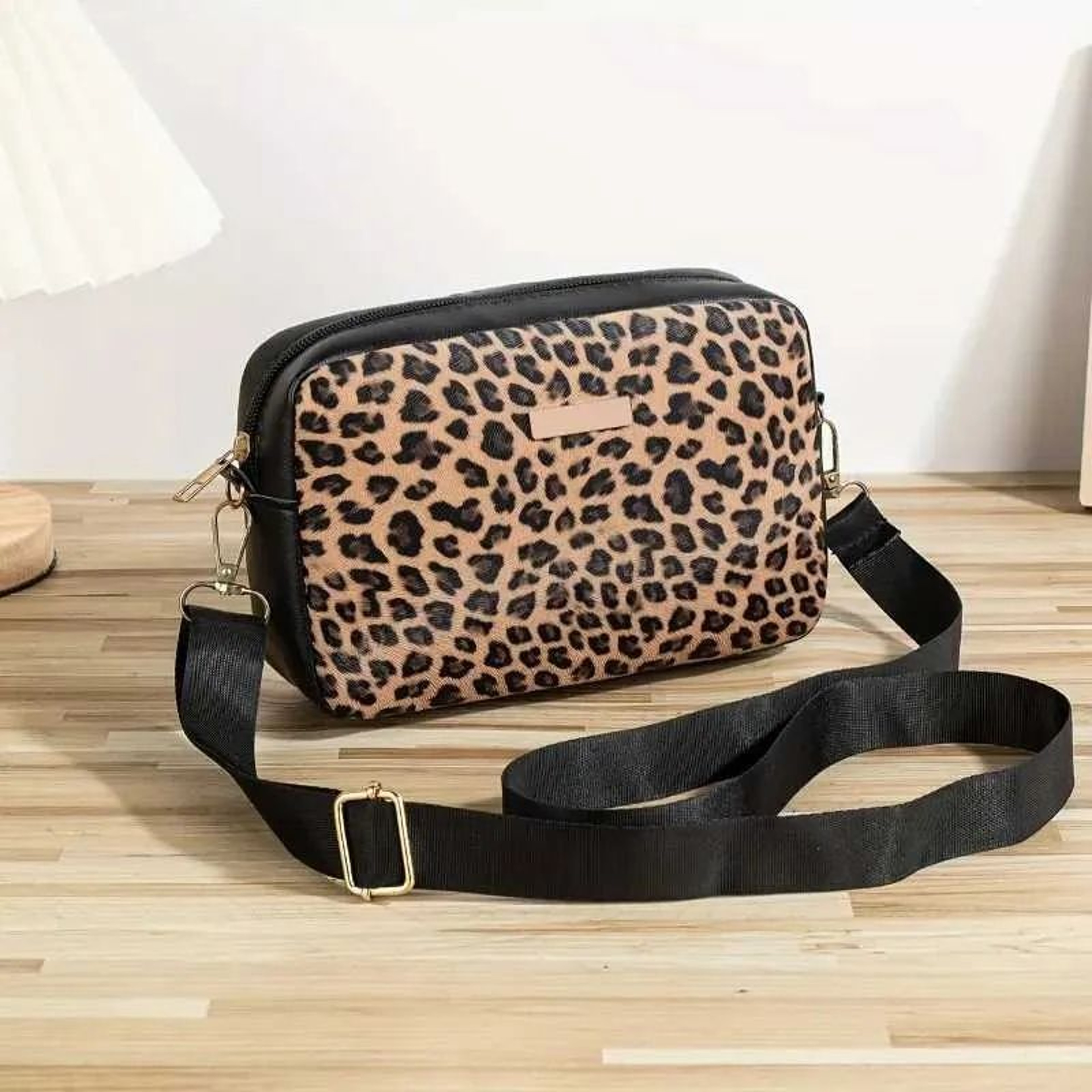 Leopard Print Crossbody Bag For Women Lightweight Casual Shoulder Purse 0