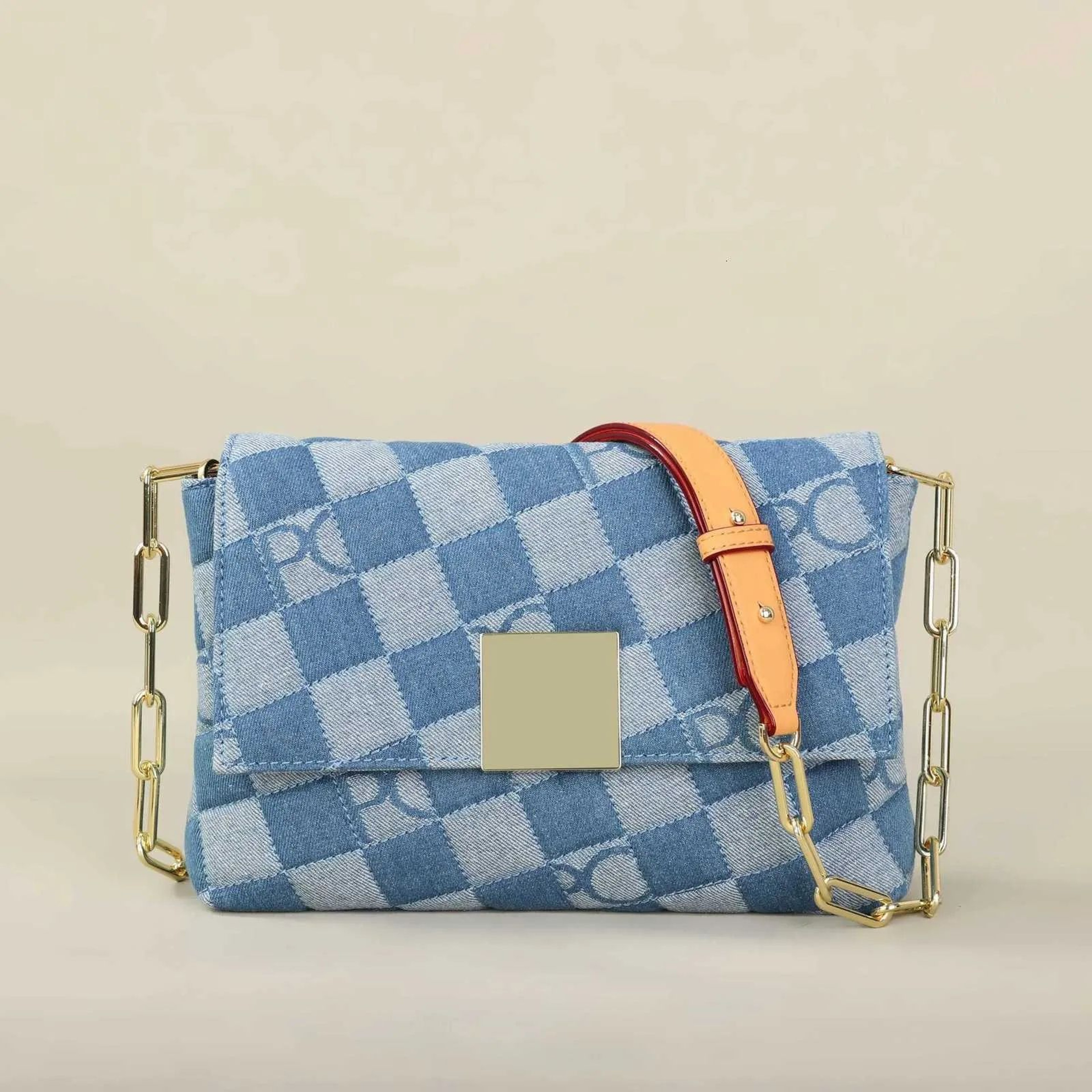 Women Luxury Style Crossbody Bag For Commuting And Everyday Wear 1
