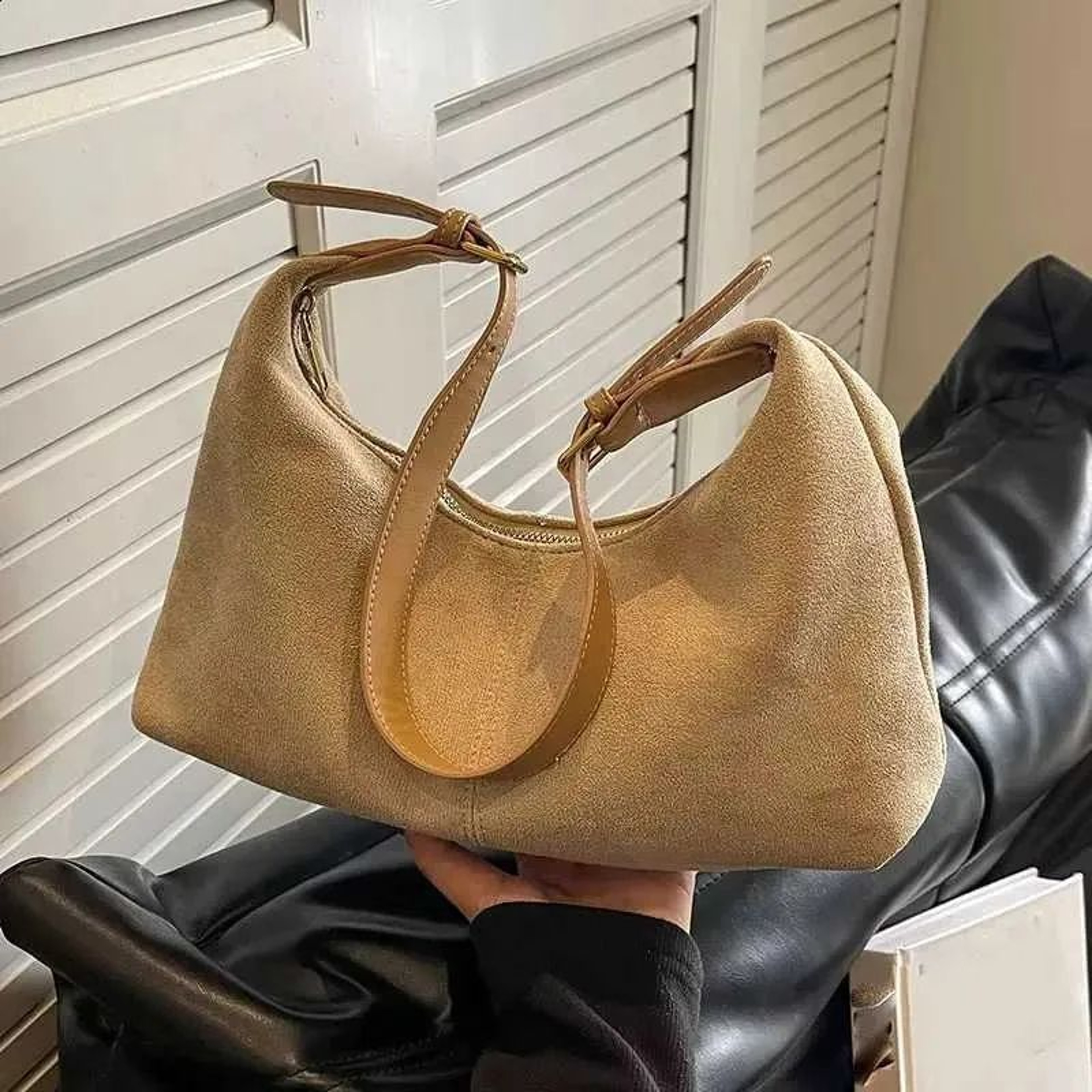 Women Velvet Crescent Hobo Shoulder Bag With Suede Strap 2