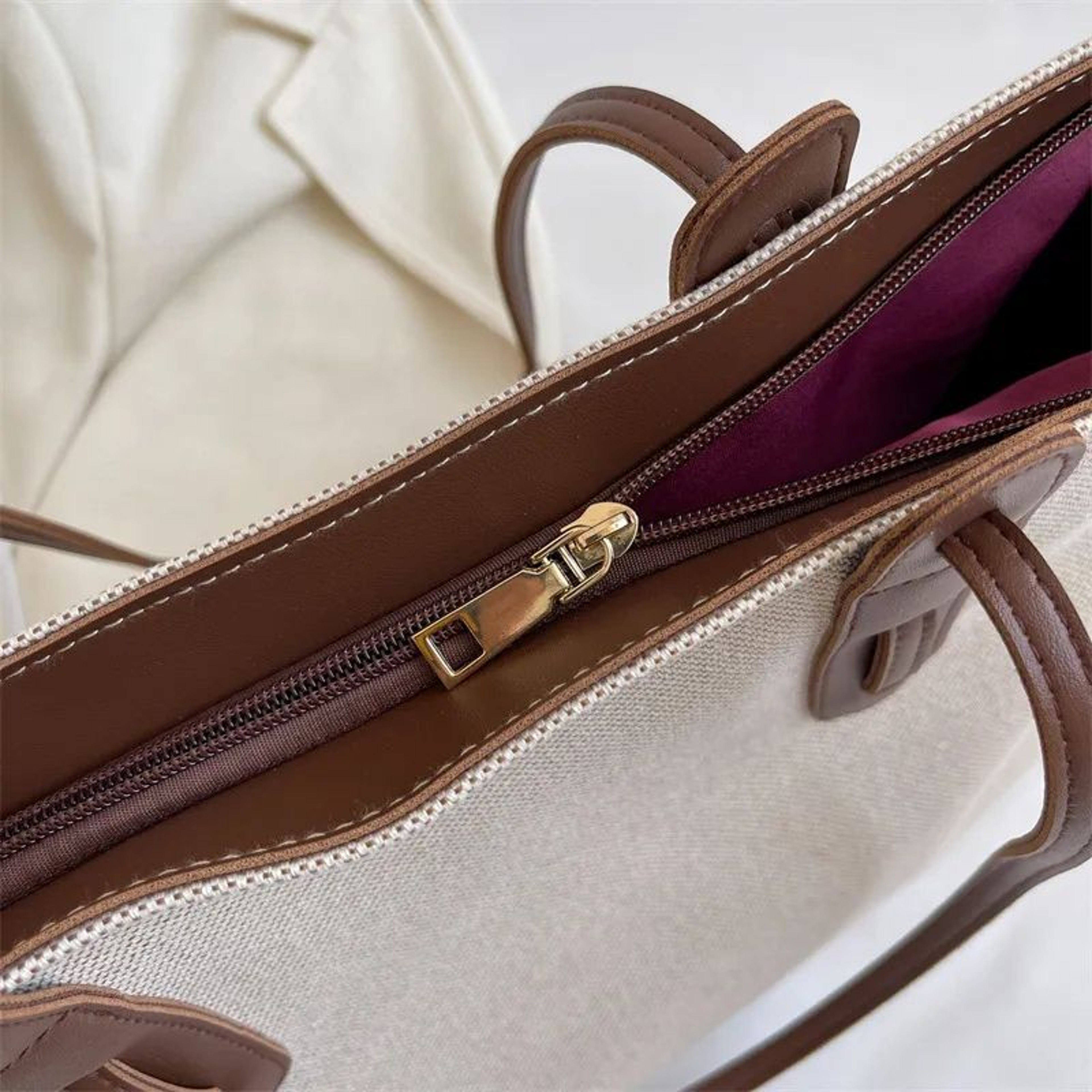Women Large Capacity PU Tote Bag For Everyday Commuting And Casual Use 3