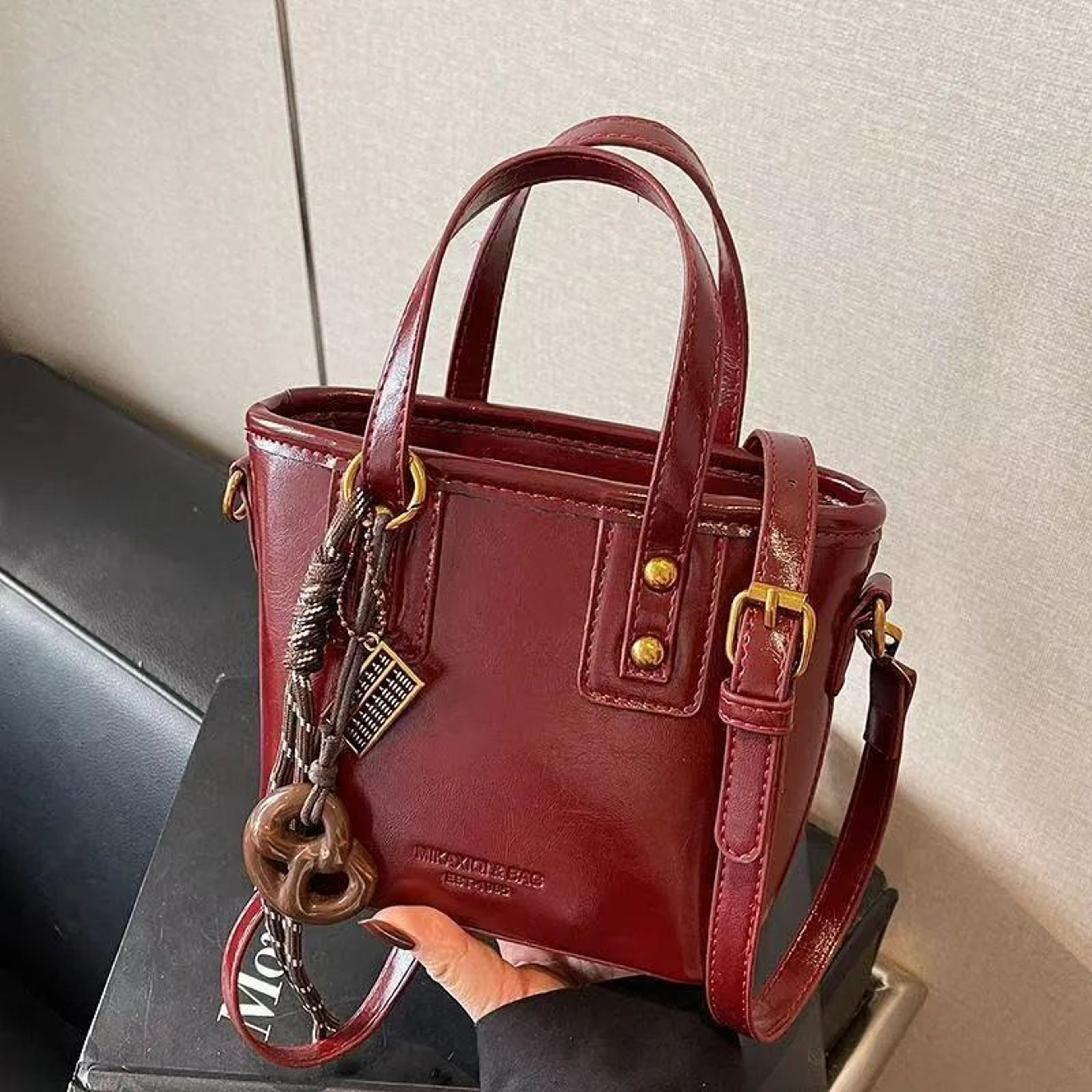 Vintage Womens Bucket Bag Shoulder And Crossbody Handbag 3