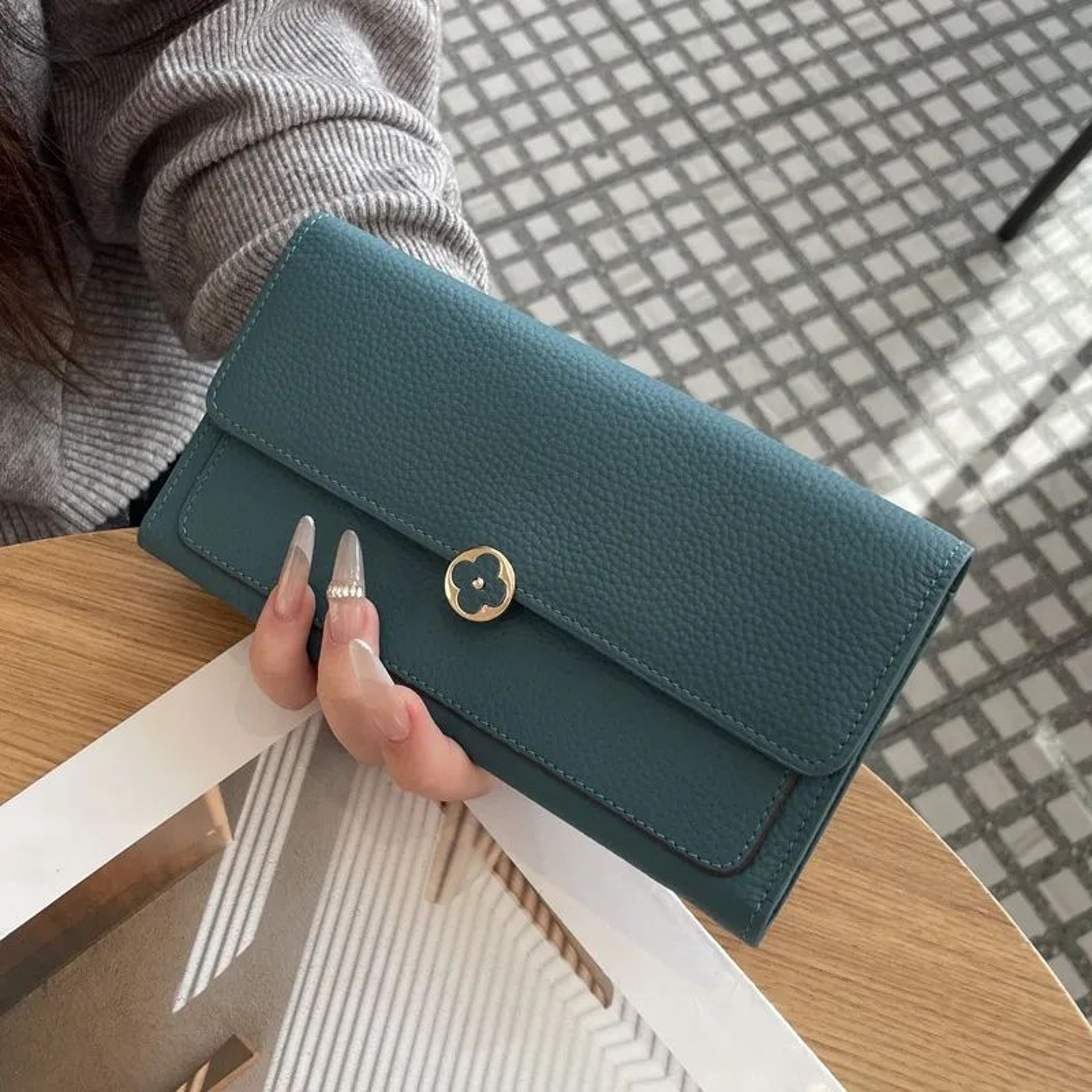 Women Genuine Cowhide Leather Long Wallet Classic Fashionable Everyday Accessory 1
