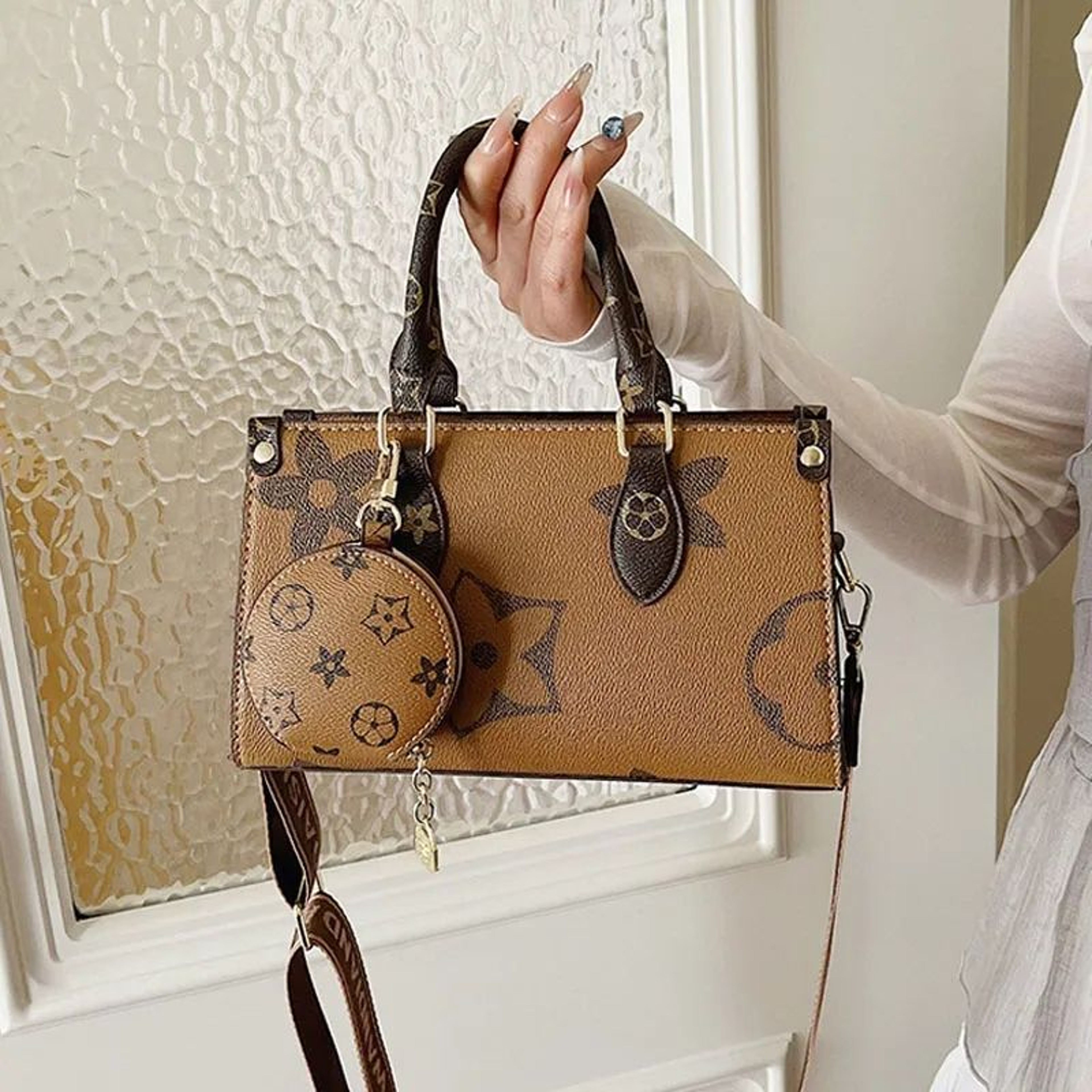 Retro Crossbody Handbag For Women With Wide Adjustable Shoulder Strap 1