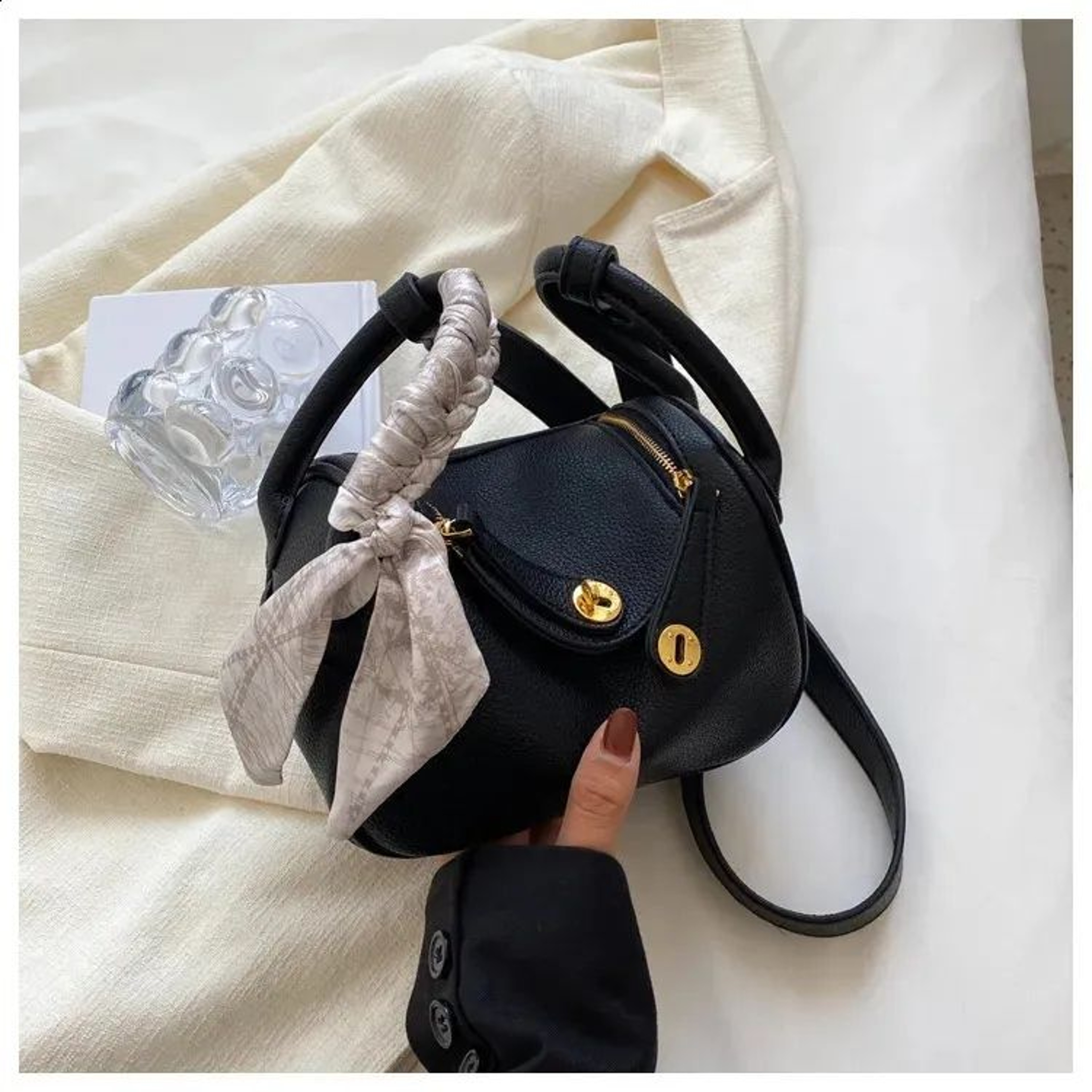 Women Small PU Leather Shoulder Bag With Lychee Texture And Pillow Style 1