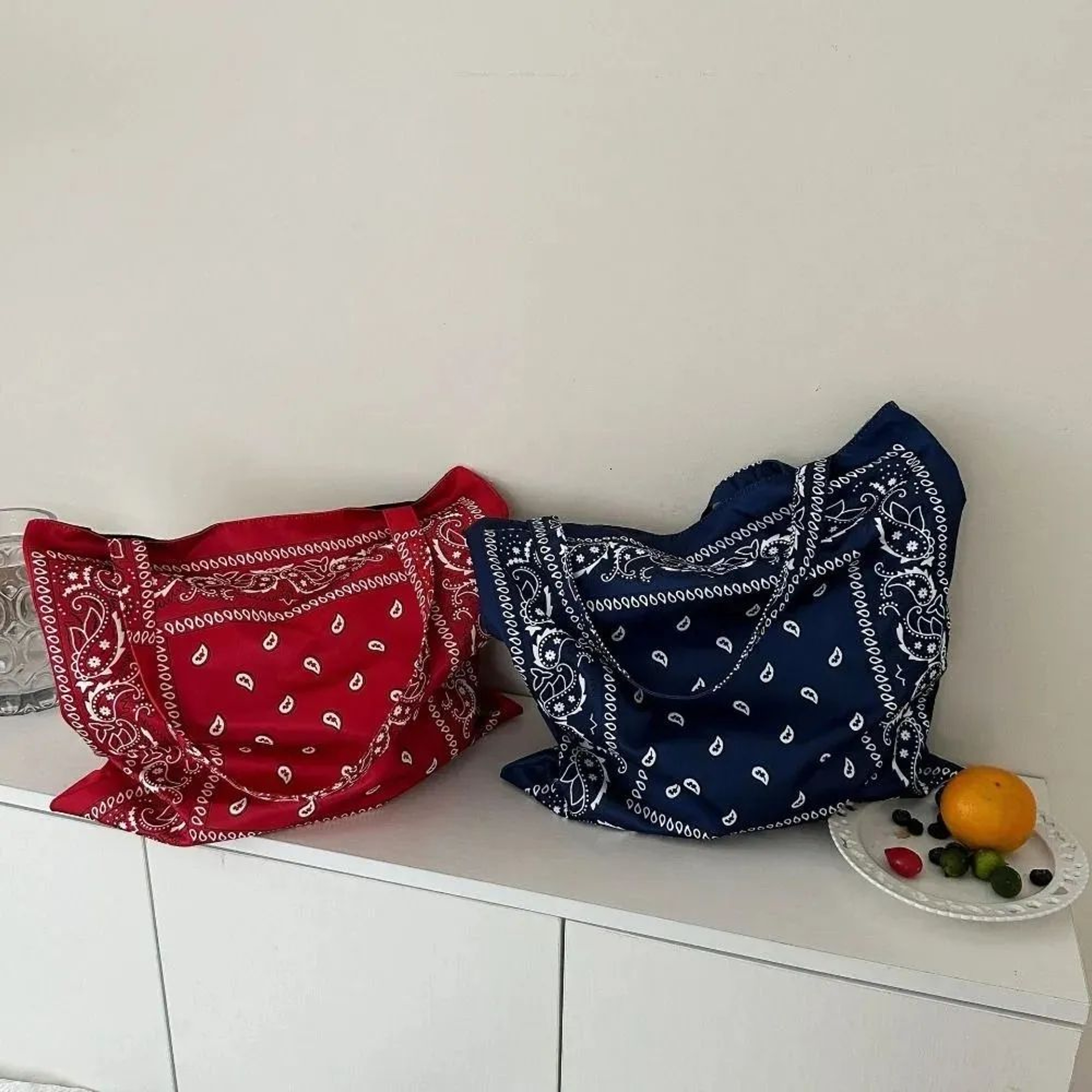 Printed Canvas Tote Bag With Cashew Flower Pattern Large Lightweight Shoulder Bag 3