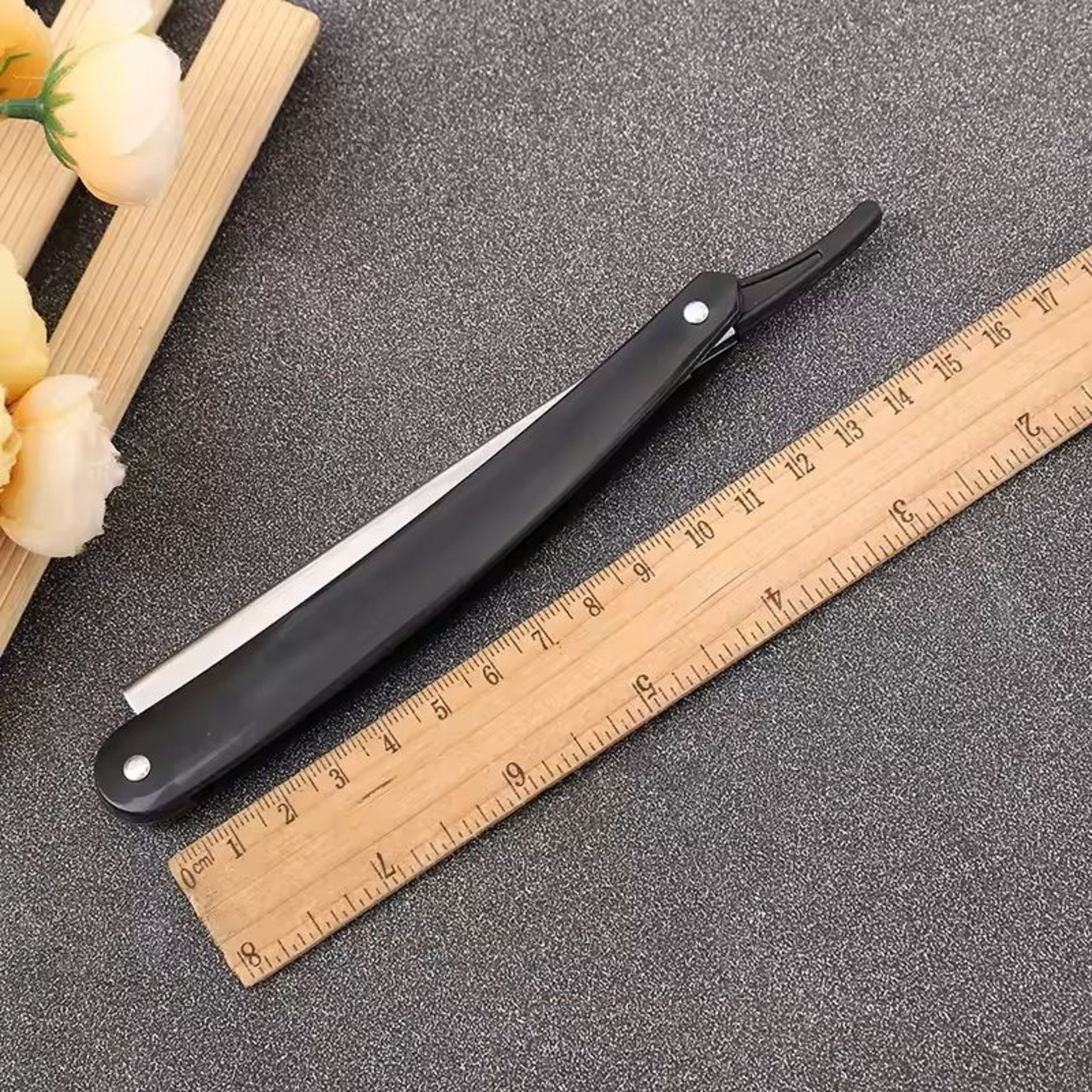 Stainless Steel Straight Razor For Men With Safety Beard Shaver And 10Pack Blades 8
